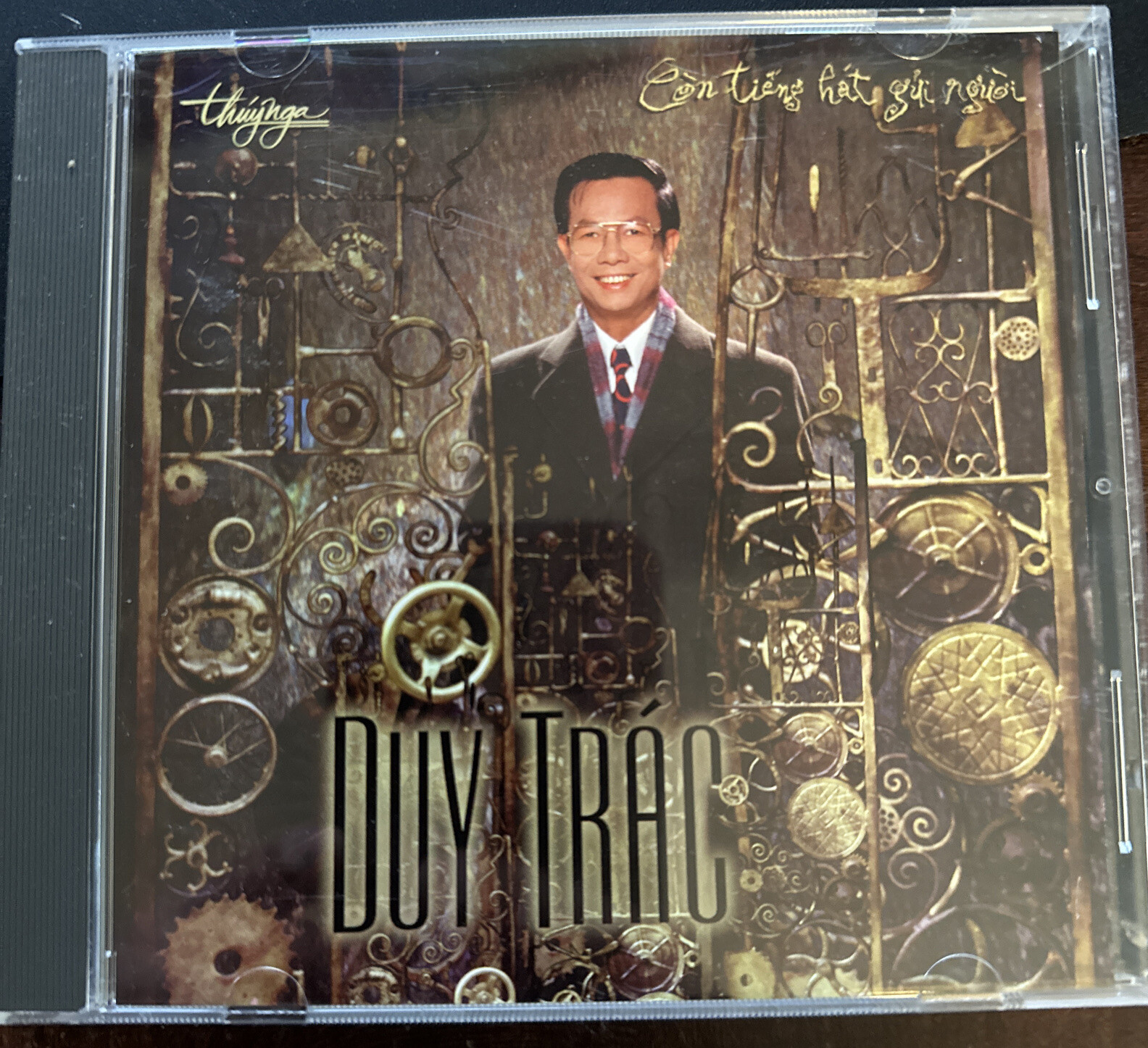DUY TRAC-CON TIENG HAT GUI NGUOI VIETNAMESE CD By THUY NGA Productions
