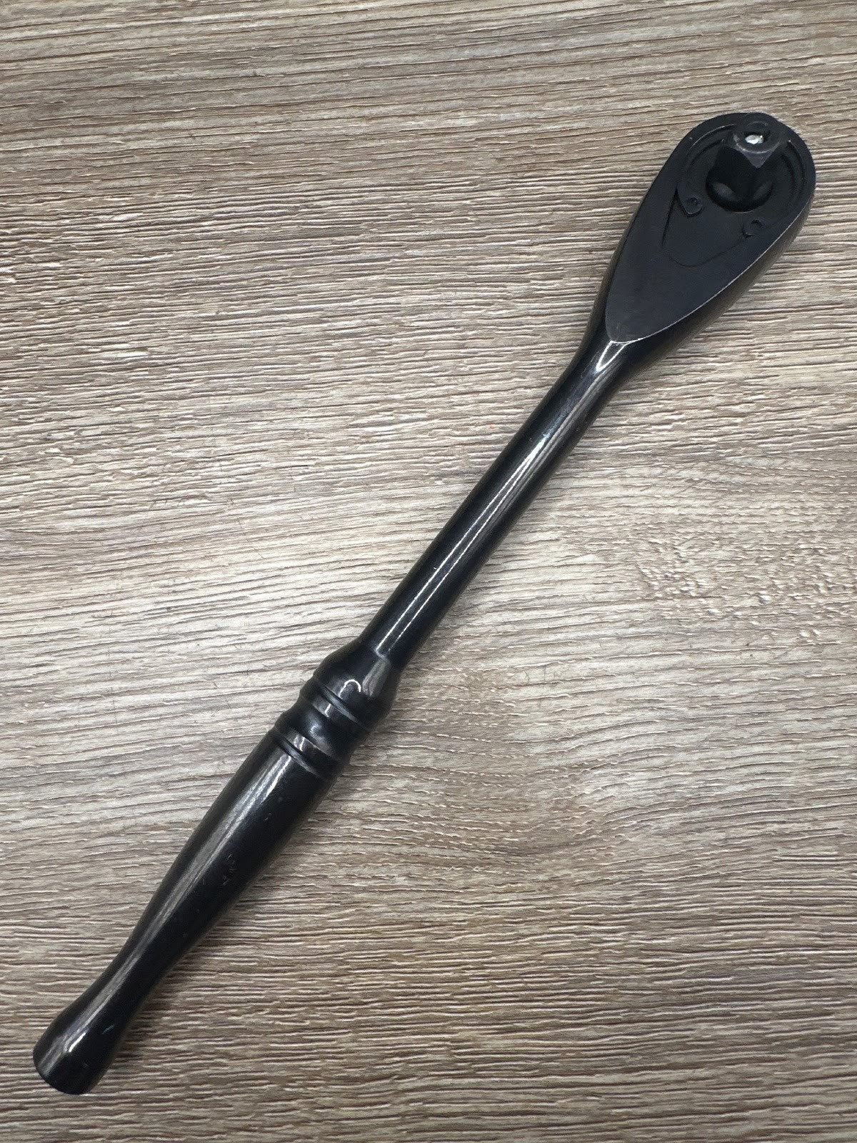 Husky 3/8 Inch Drive Teardrop Quick Release Black Ratchet Socket Wrench Used Husky 3/8 Inch Drive Teardrop Quick Release Black Ratchet Socket Wrench Used