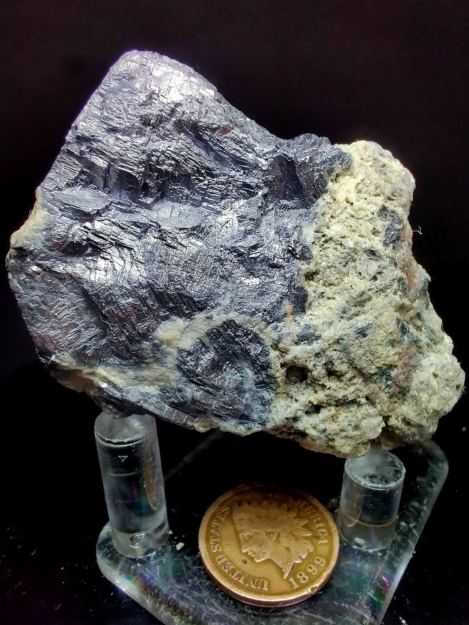HEFTY 286g Lustrous Galena Specimen has an Eye-Catching Aesthetic-See Video
