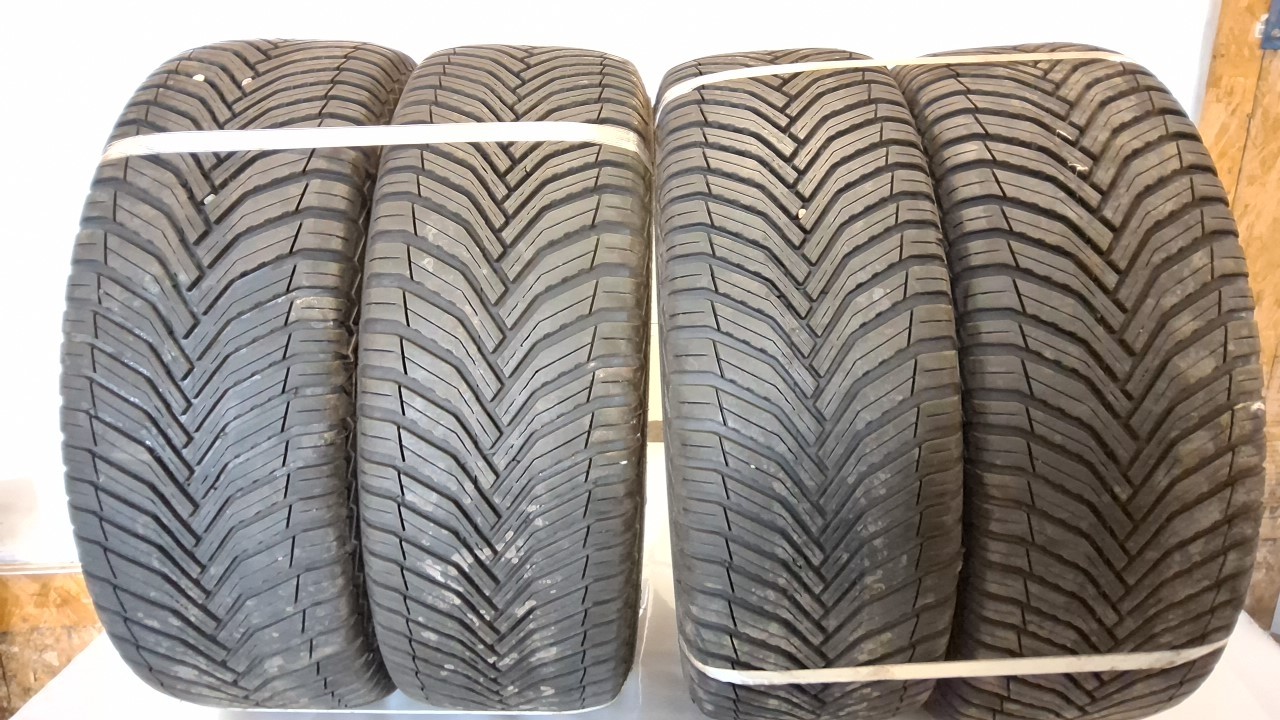 Set of 4 Used 205/55R16 MICHELIN CROSS CLIMATE 2 Tires w/ 8/32 Tread