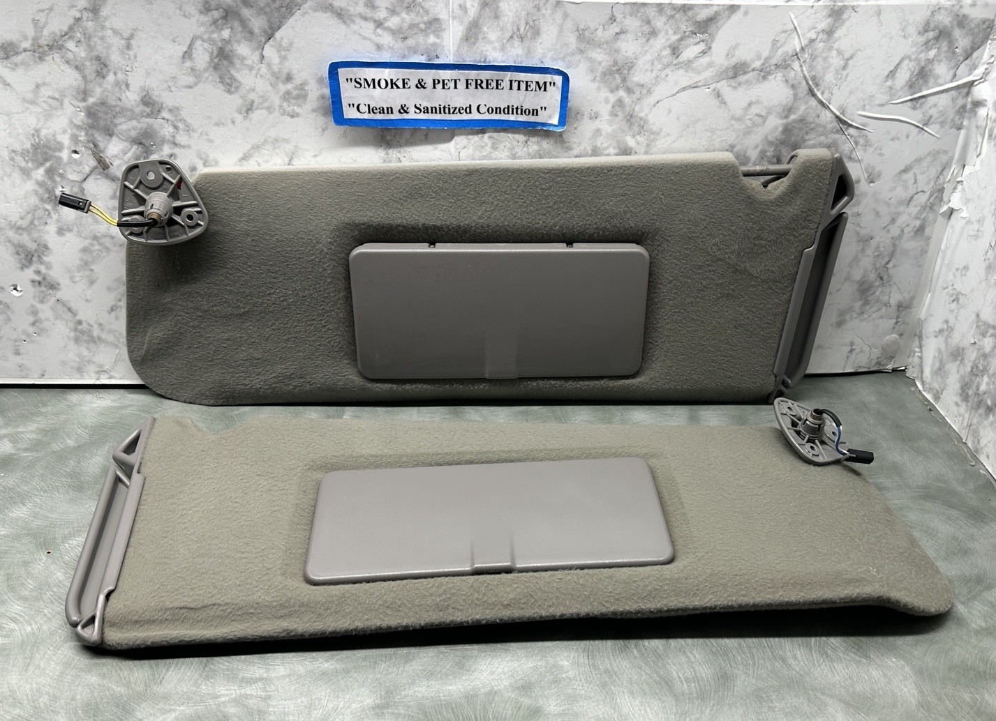 95-99 CHEVY GMC Suburban Yukon Tahoe Left & Right Set Sun visor Gray OEM