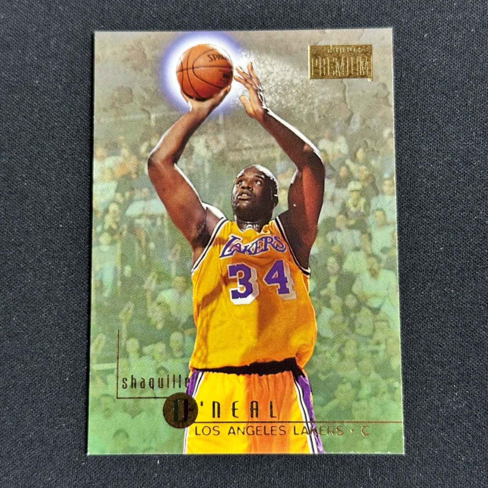 1996-97 Skybox Premium Shaquille O\'Neal Shaq #163 Lakers 1996-97 Skybox Premium Shaquille O\'Neal Shaq #163 Lakers