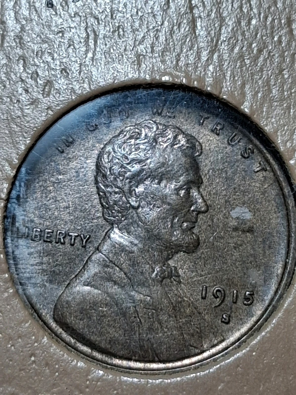 1915-S LINCOLN CENT. AU+++/UNC/ KEY DATE. SCARCE & RARE IN THIS HIGH GRADE. 1915-S LINCOLN CENT. AU+++/UNC/ KEY DATE. SCARCE & RARE IN THIS HIGH GRADE.