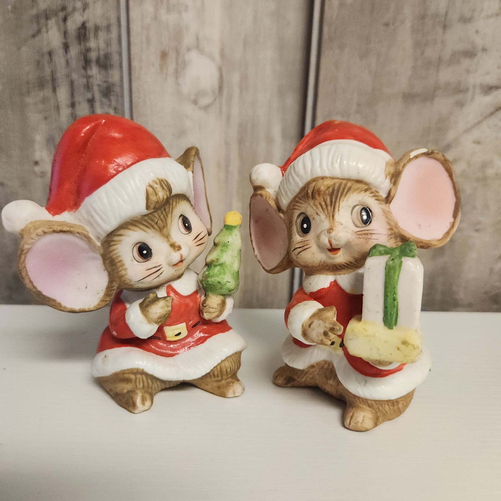 Vintage HOMCO Porcelain Christmas Santa Mice Set of 2 Figurines #5405 Taiwan 70s Vintage HOMCO Porcelain Christmas Santa Mice Set of 2 Figurines #5405 Taiwan 70s