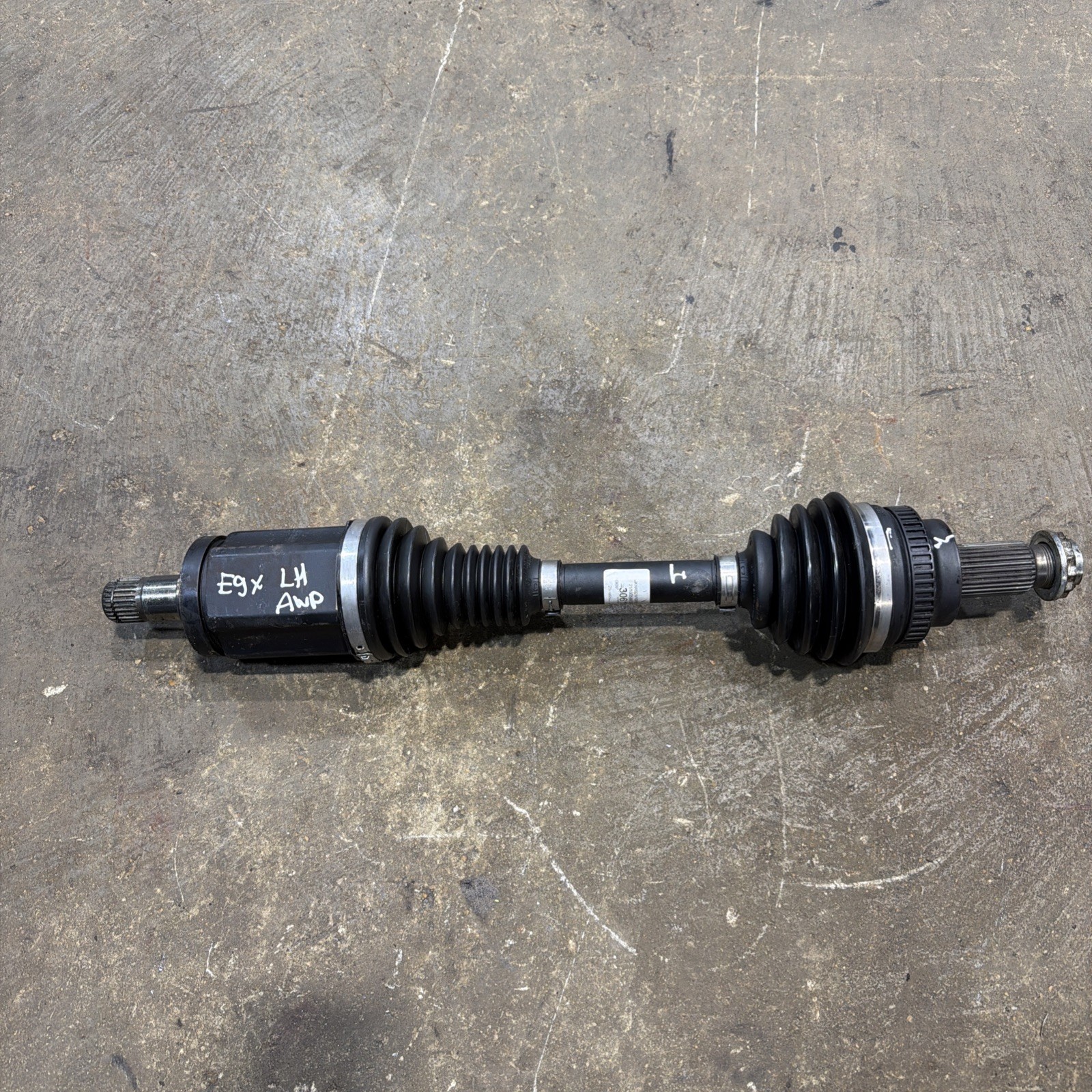 07-13 BMW E90 E92 328XI 335XI AWD FRONT LEFT SUSPENSION AXLE SHAFT 7529389 OEM 07-13 BMW E90 E92 328XI 335XI AWD FRONT LEFT SUSPENSION AXLE SHAFT 7529389 OEM