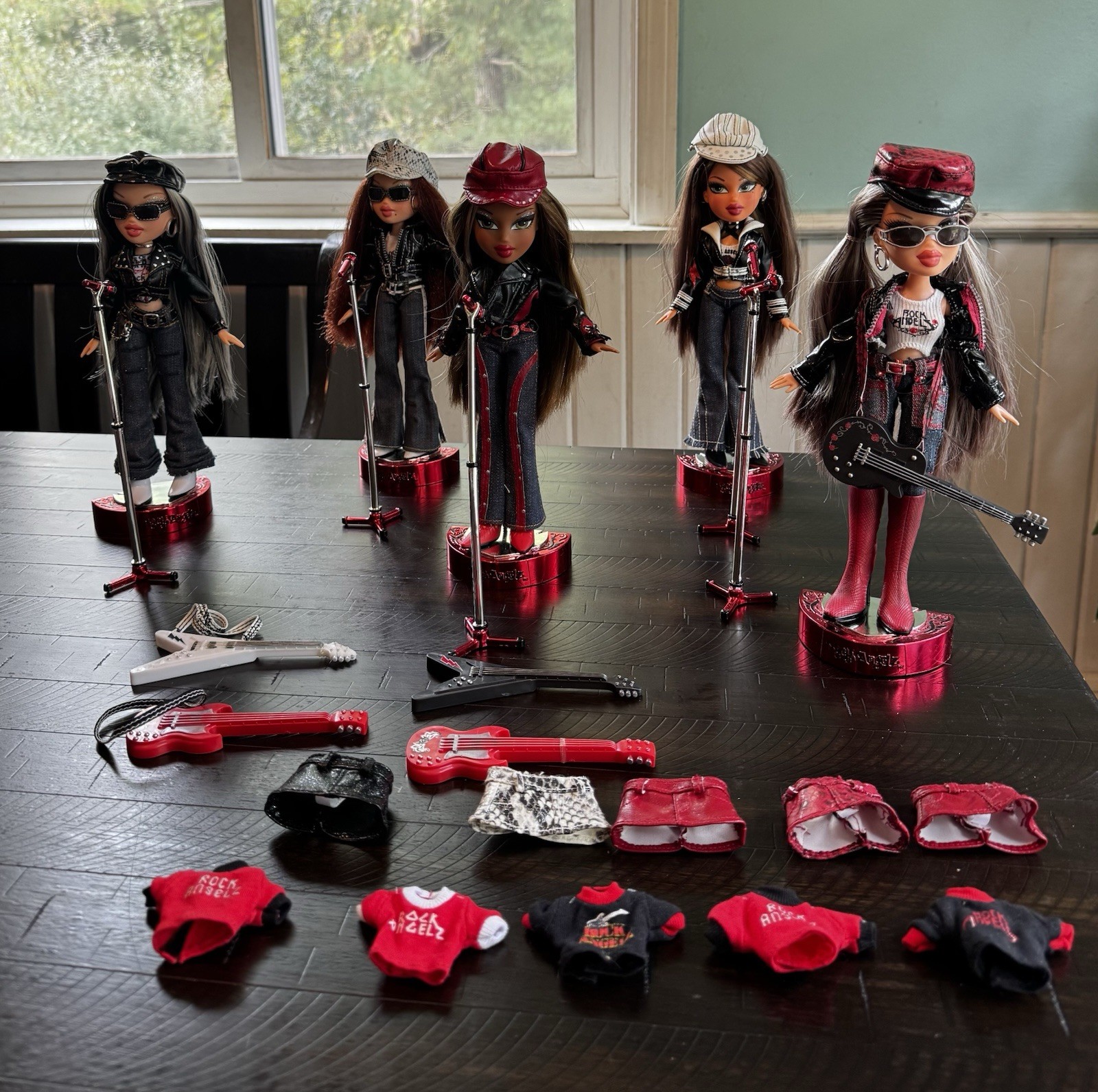 Bratz complete collection of bratz Rock Anglez Bratz complete collection of bratz Rock Anglez