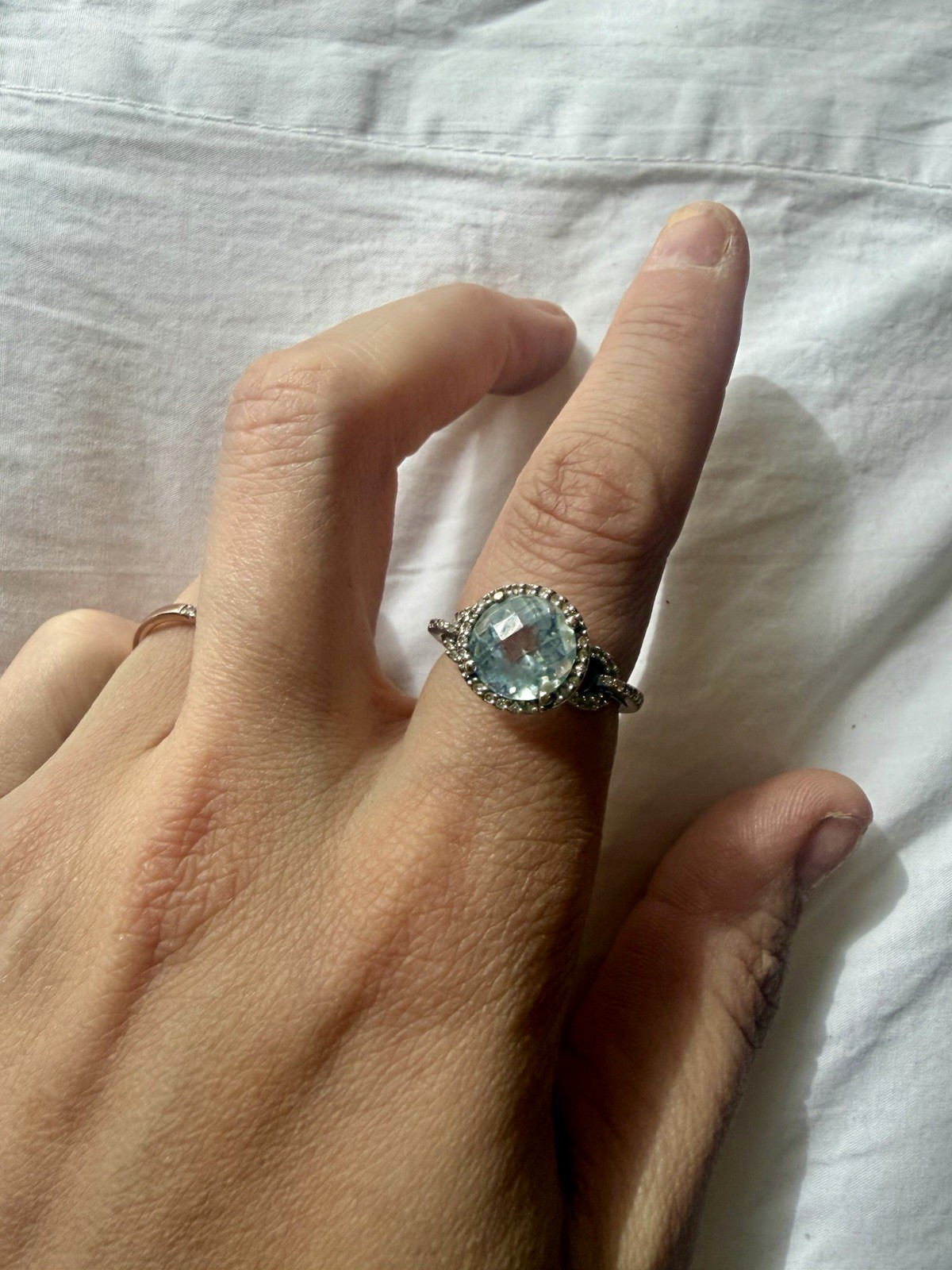 18k White Gold Aquamarine Halo Cocktail Ring Size 7