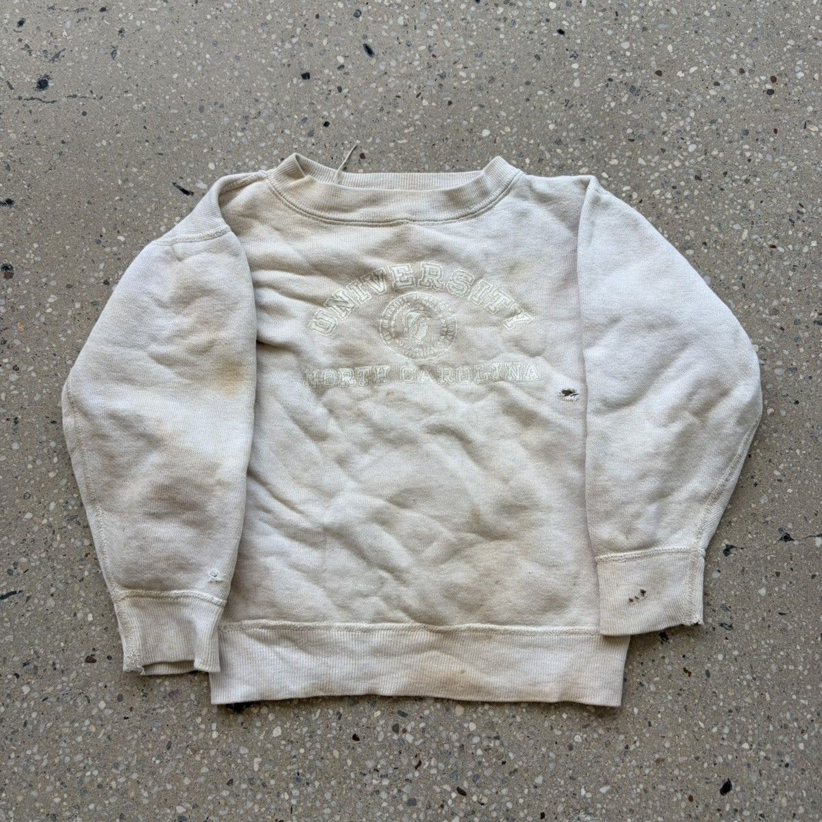 Vintage 60s University of North Carolina White Sweatshirt 1960s True Vintage Vintage 60s University of North Carolina White Sweatshirt 1960s True Vintage