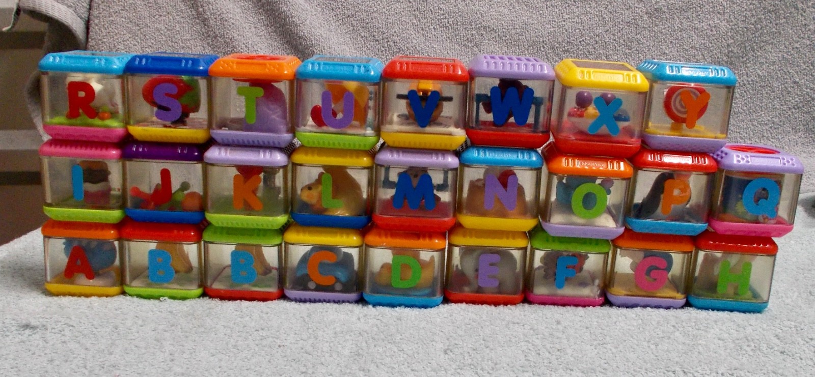 COMPLETE ALPHABET SET PEEK-A-BLOCKS 