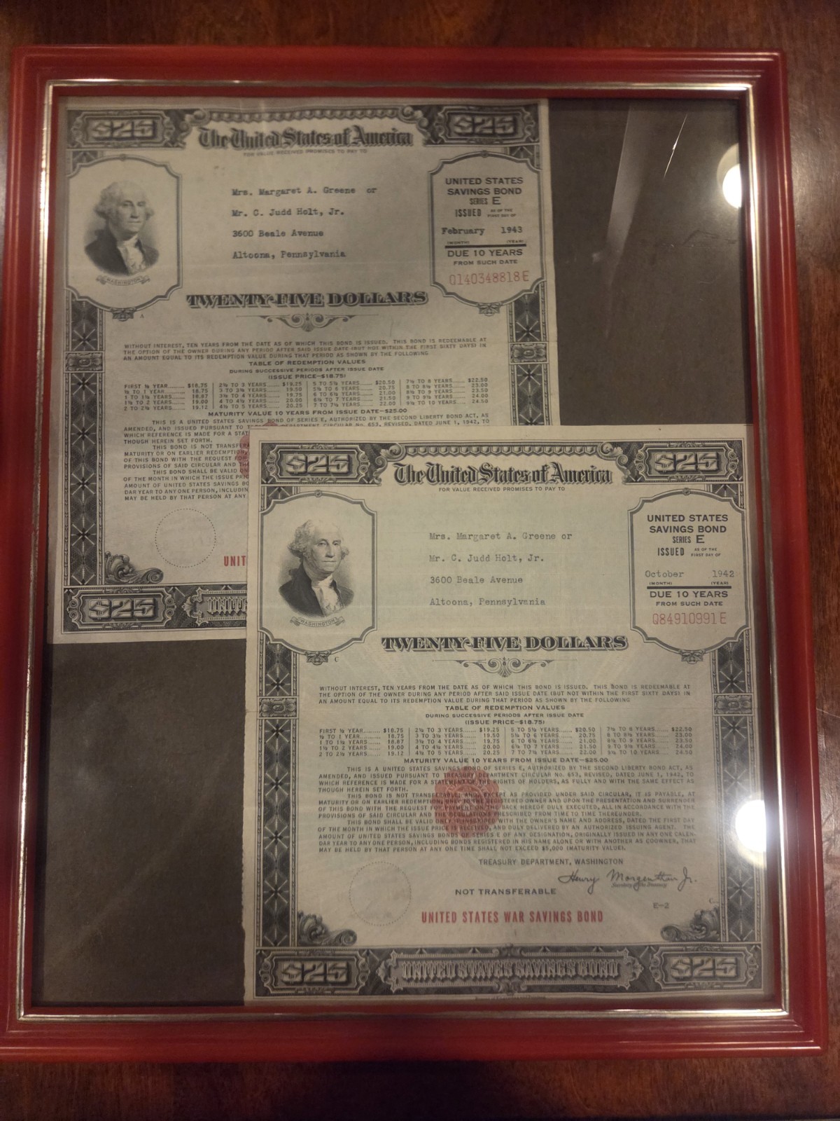 Framed U.S. Treasury War Savings Bond Series E $25 (2 Bonds) E 1942 E 1943 Mint Framed U.S. Treasury War Savings Bond Series E $25 (2 Bonds) E 1942 E 1943 Mint