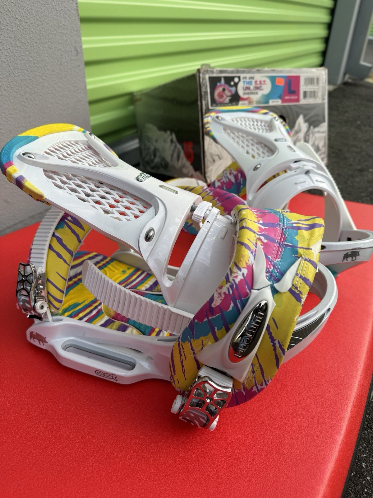 Burton UNINC Baby Kitten 156cm 2008 Burton Bindings with original box **RARE Burton UNINC Baby Kitten 156cm 2008 Burton Bindings with original box **RARE