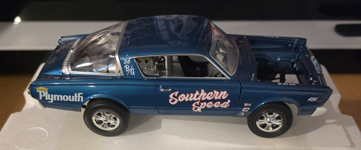 ACME 1/18 1966 PLYMOUTH BARRACUDE SOUTHERN SPEED A1806138SS 1 OF 240 LIMITED