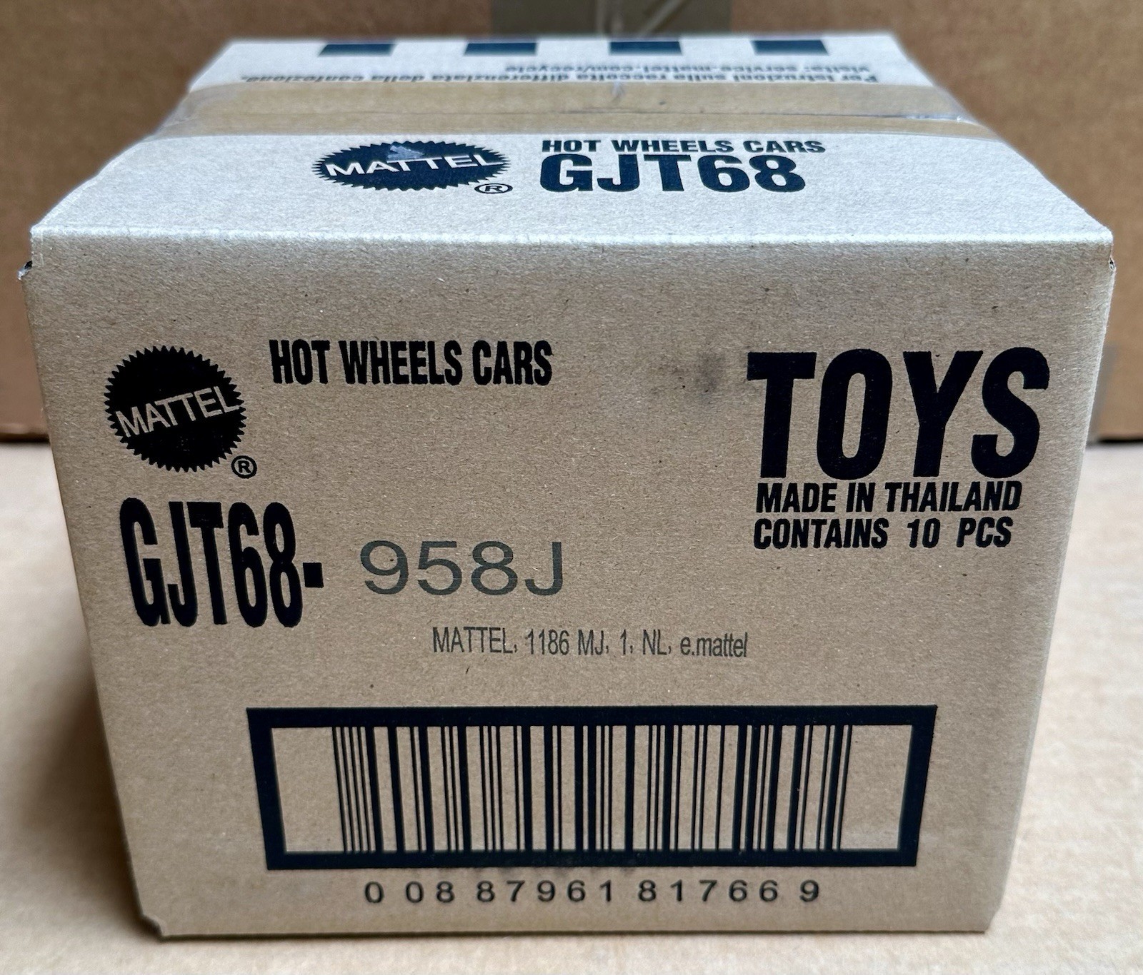 Hot Wheels 2026 Premium Boulevard #156-160 J Case Factory Sealed Case GJT68-958J Hot Wheels 2026 Premium Boulevard #156-160 J Case Factory Sealed Case GJT68-958J