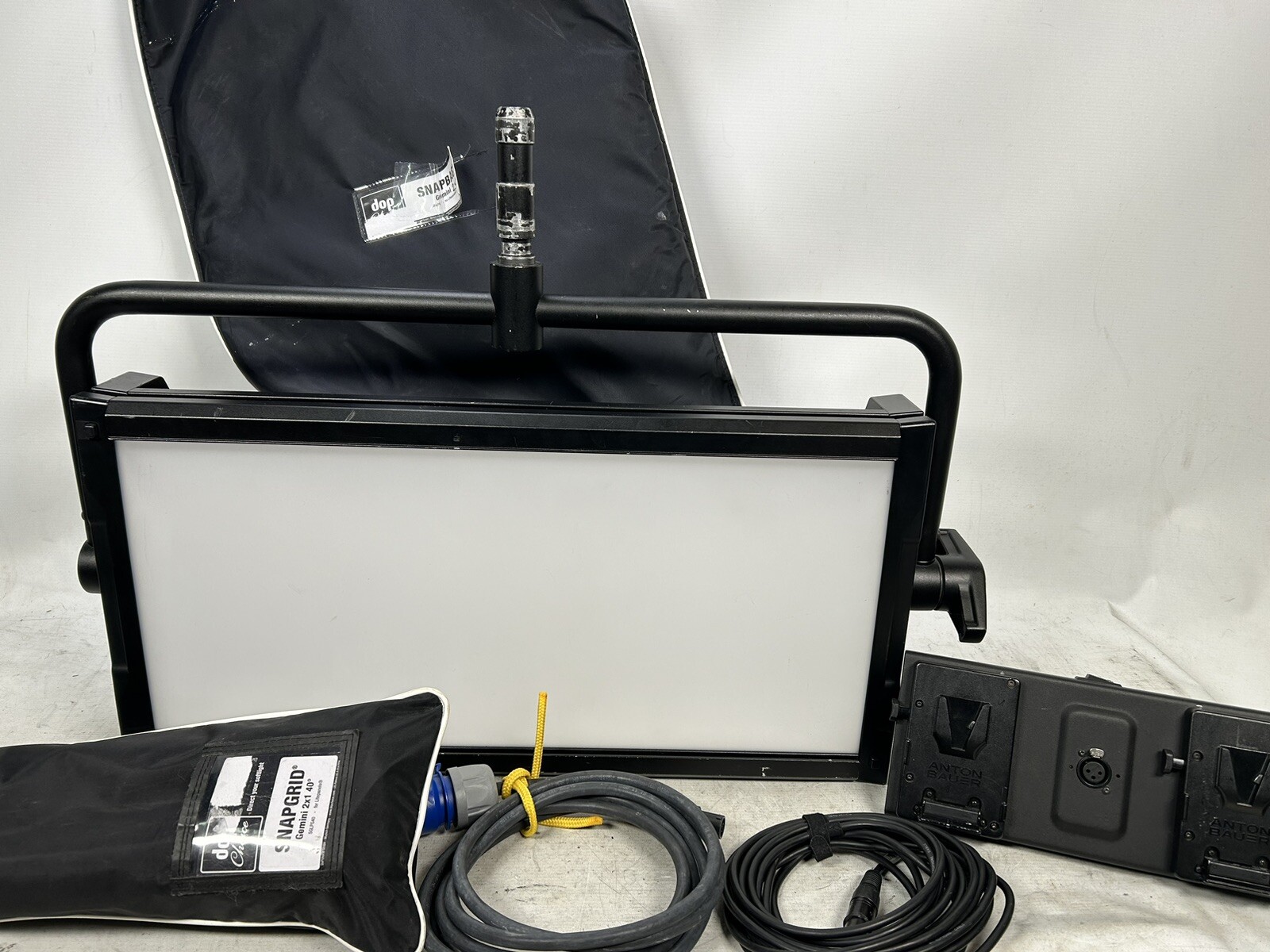 Litepanels Gemini 2X1 Soft RGBWW LED Panel + Flight Case +DOP Choice Accessories