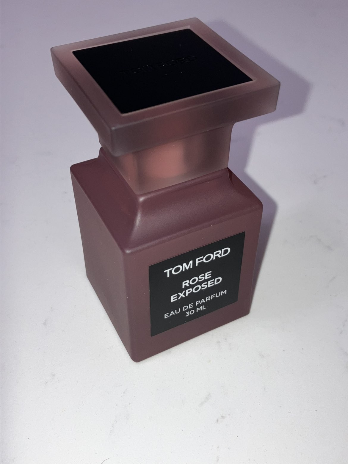 Tom Ford Rose Exposed Eau De Parfum 30ml / 1oz Tom Ford Rose Exposed Eau De Parfum 30ml / 1oz