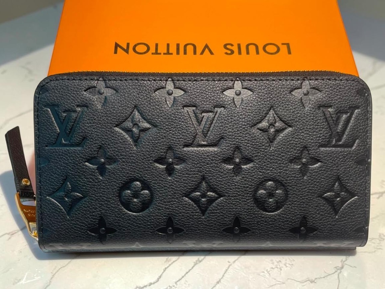 Louis Vuitton Monogram Empreinte Zippy Wallet Noir Black LV M61868 Authentic Louis Vuitton Monogram Empreinte Zippy Wallet Noir Black LV M61868 Authentic