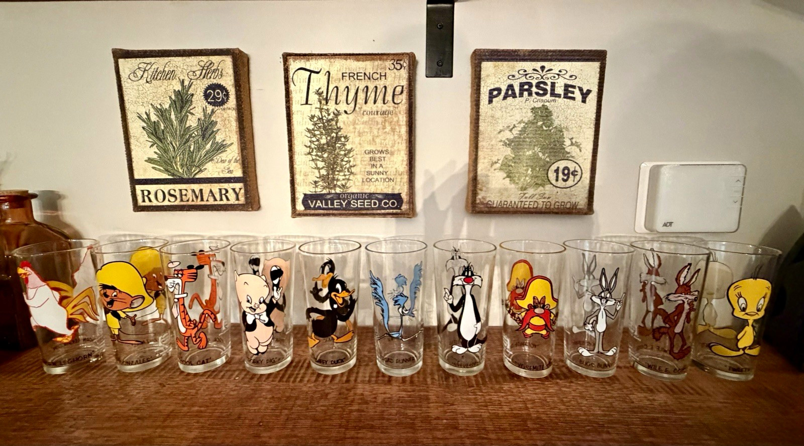Vintage 1973 Rare 11 Looney Tunes Warner Bros Printed Glass Tumbler 12 fl oz Vintage 1973 Rare 11 Looney Tunes Warner Bros Printed Glass Tumbler 12 fl oz