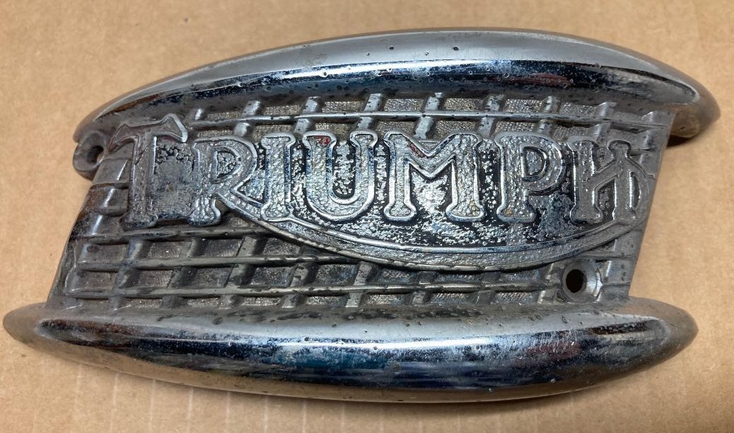 ORIGINAL TRIUMPH MOTORCYCLE TIGER CUB TANK BADGE / MARQUE - 1950\'s - VERY GOOD
