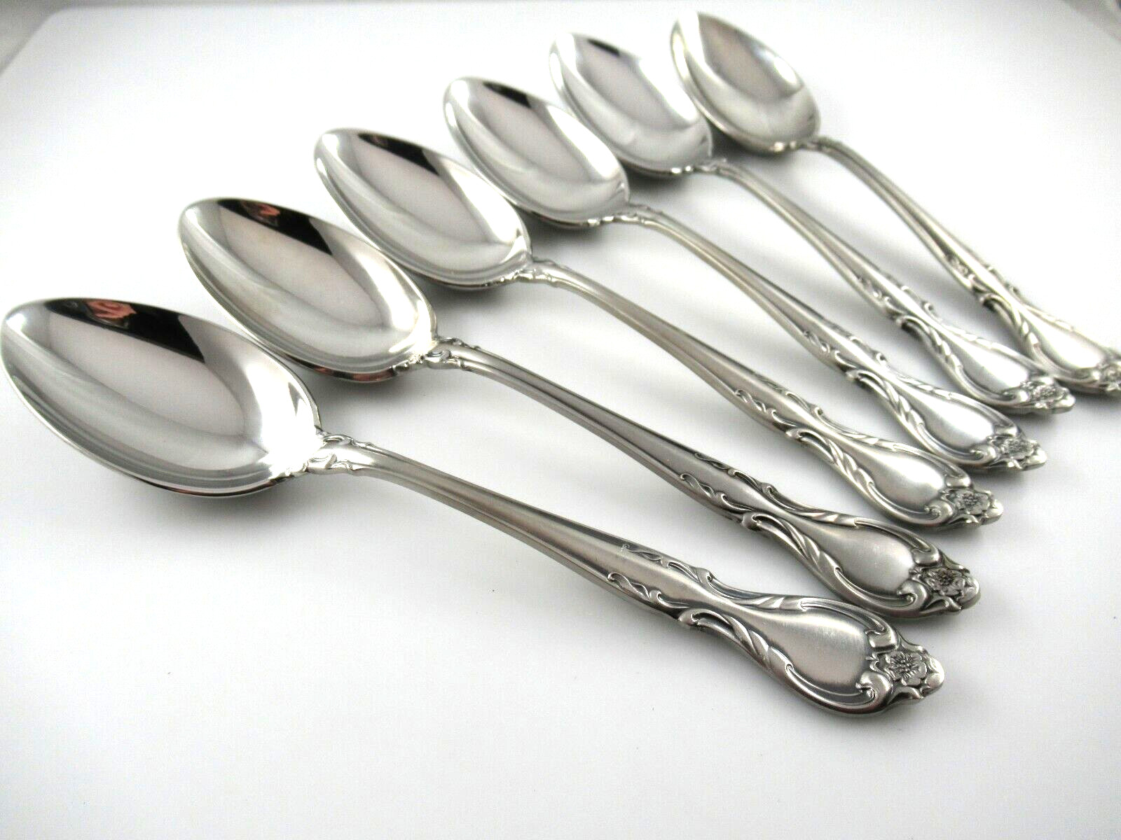 6 Soup Spoons Queens QUEEN\'S FANCY International Lyon Satin with Black Accent