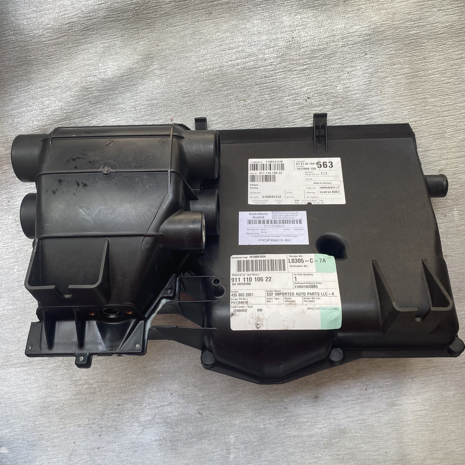 Porsche 911 SC (1978-1979) Airbox (44 mm O.D. Intake Ports) Genuine 91111010622