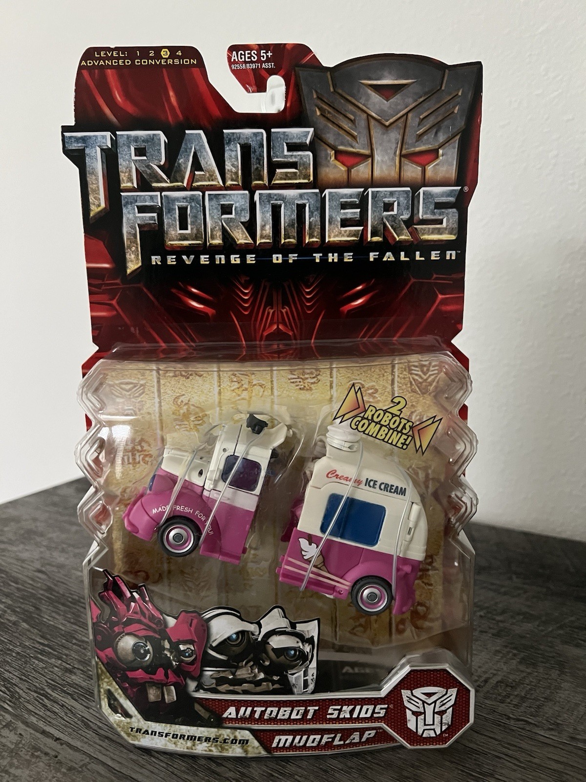Transformers Revenge of the Fallen Deluxe Mudflap And Skids Ice Cream Truck MISB