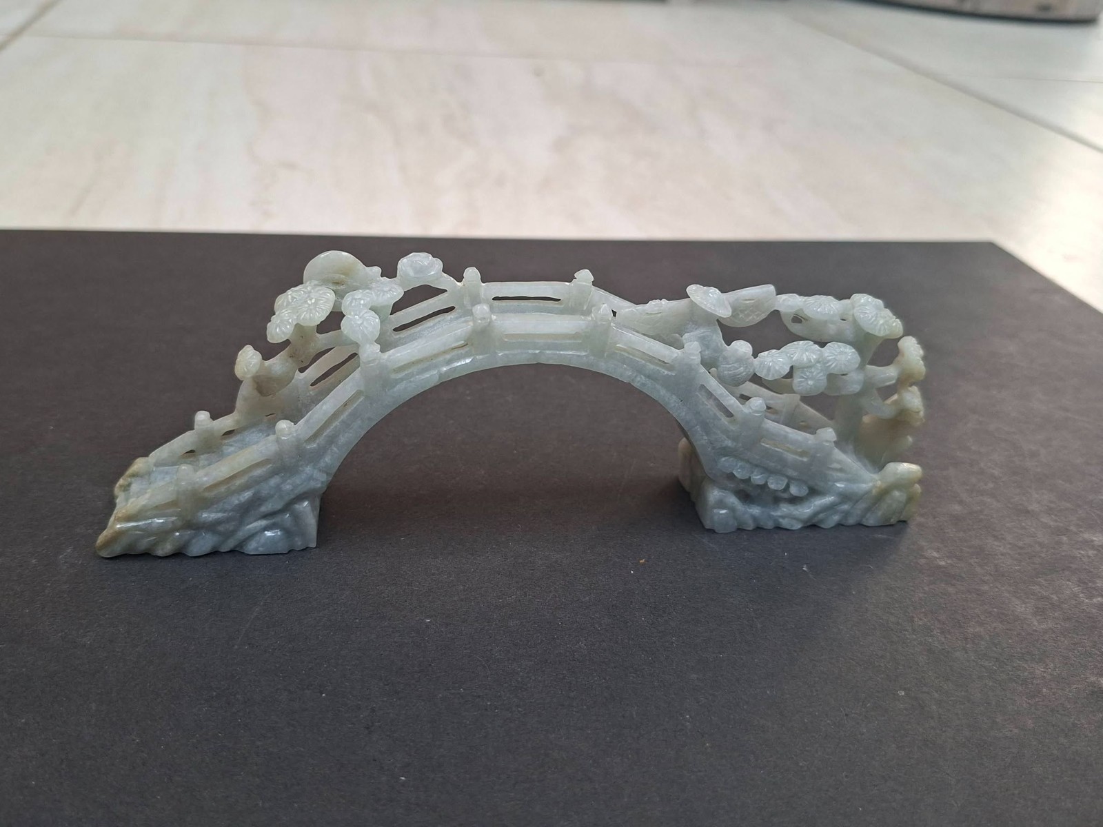 Vintage Chinese Jade \'Moon Bridge\' . 