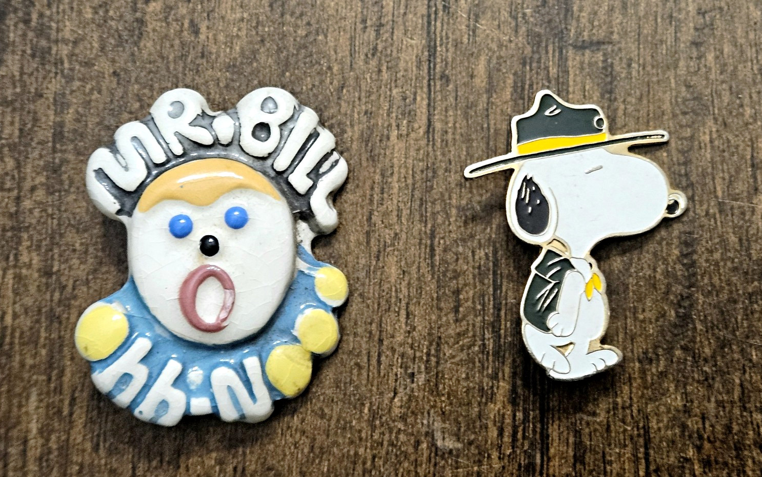 Vintage 1970s Pin Lot 1972 Peanuts Snoopy Beagle Scout & SNL Mr Bill Clay Pin