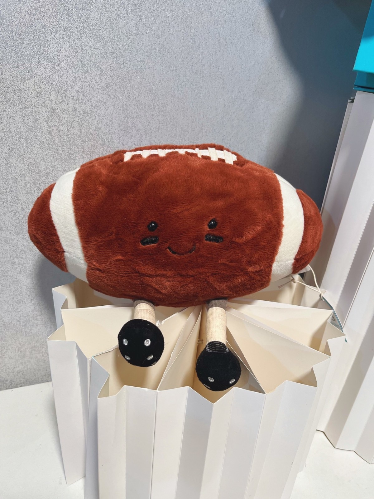 Jellycat Amuseables Sports Football Gift Plush Doll/Children\'s Plush Dolls 