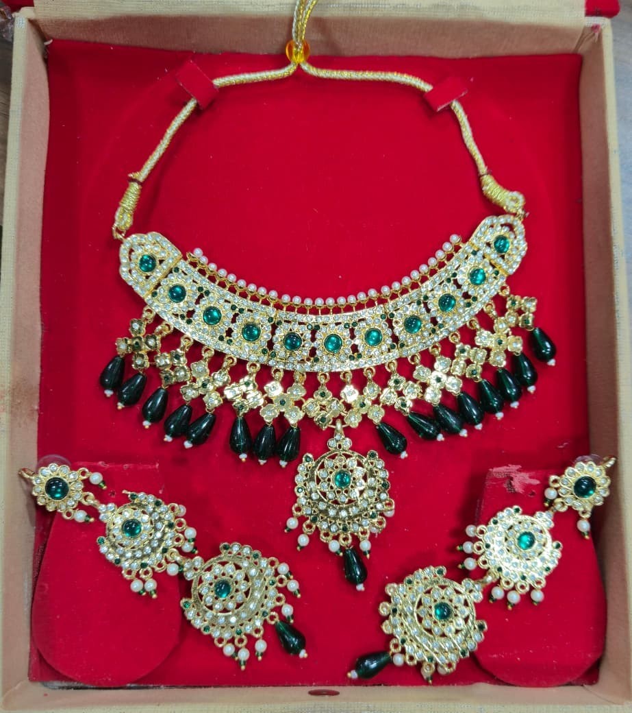 Indian Bollywood Gold Plated Rajwadi Hand setting AD CZ Necklace Earrings set