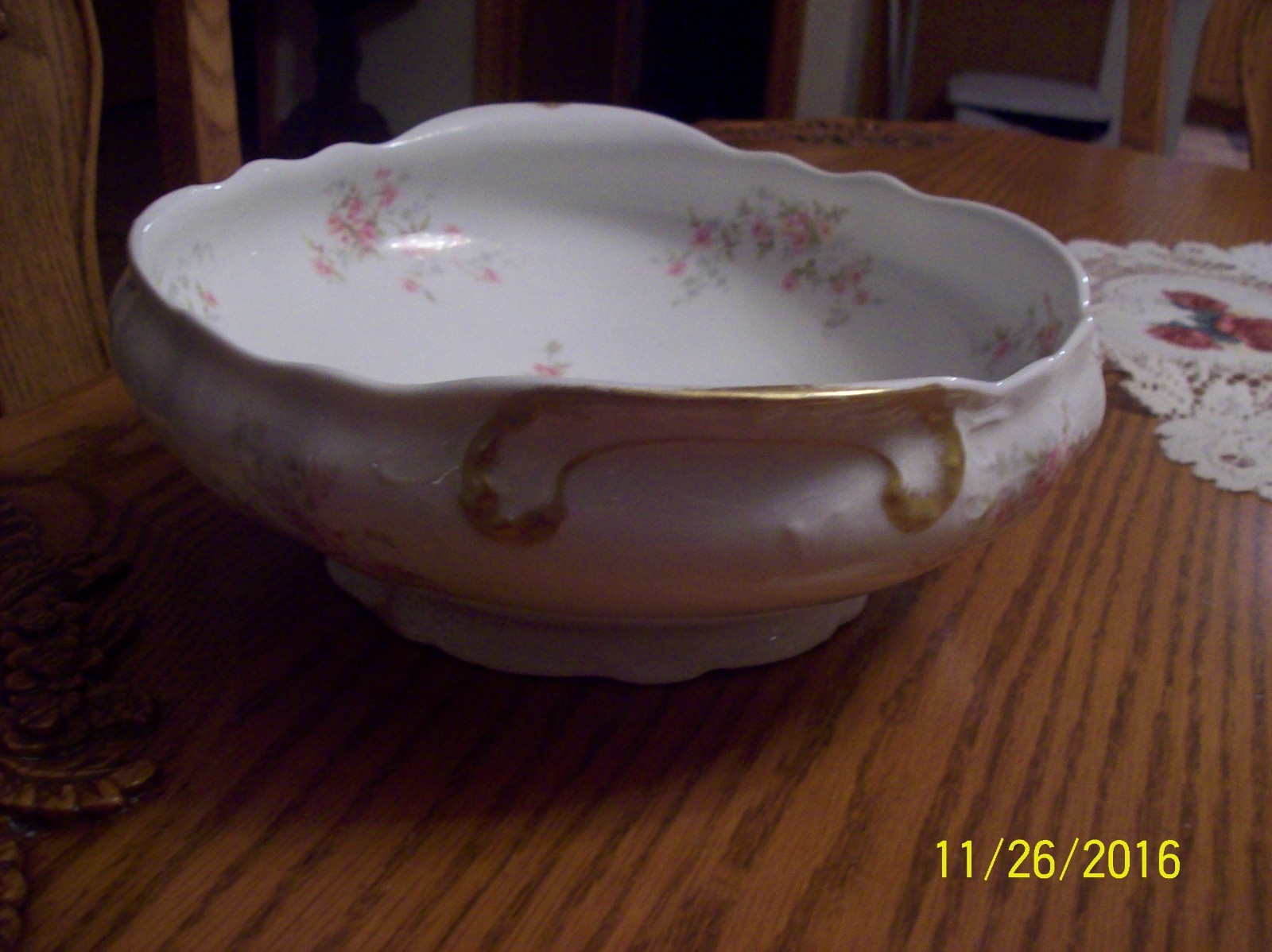 Limoges France Vtg. Schleiger Rose Blossom Oversized Bowl Theodore Haviland Limoges France Vtg. Schleiger Rose Blossom Oversized Bowl Theodore Haviland