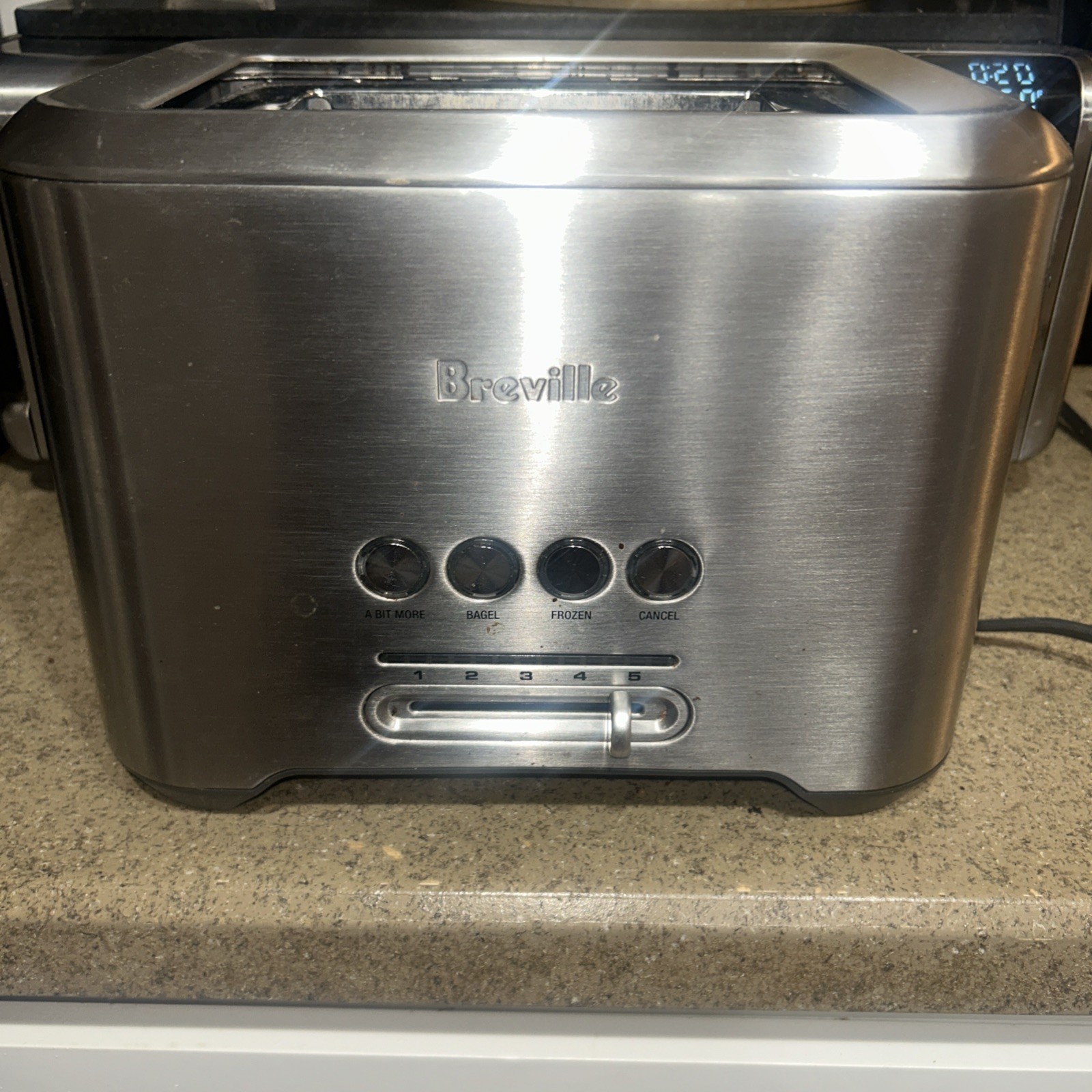 Breville Bit More Toaster 2-Slice BTA720XL Brushed Stainless Steel  VERY CLEAN