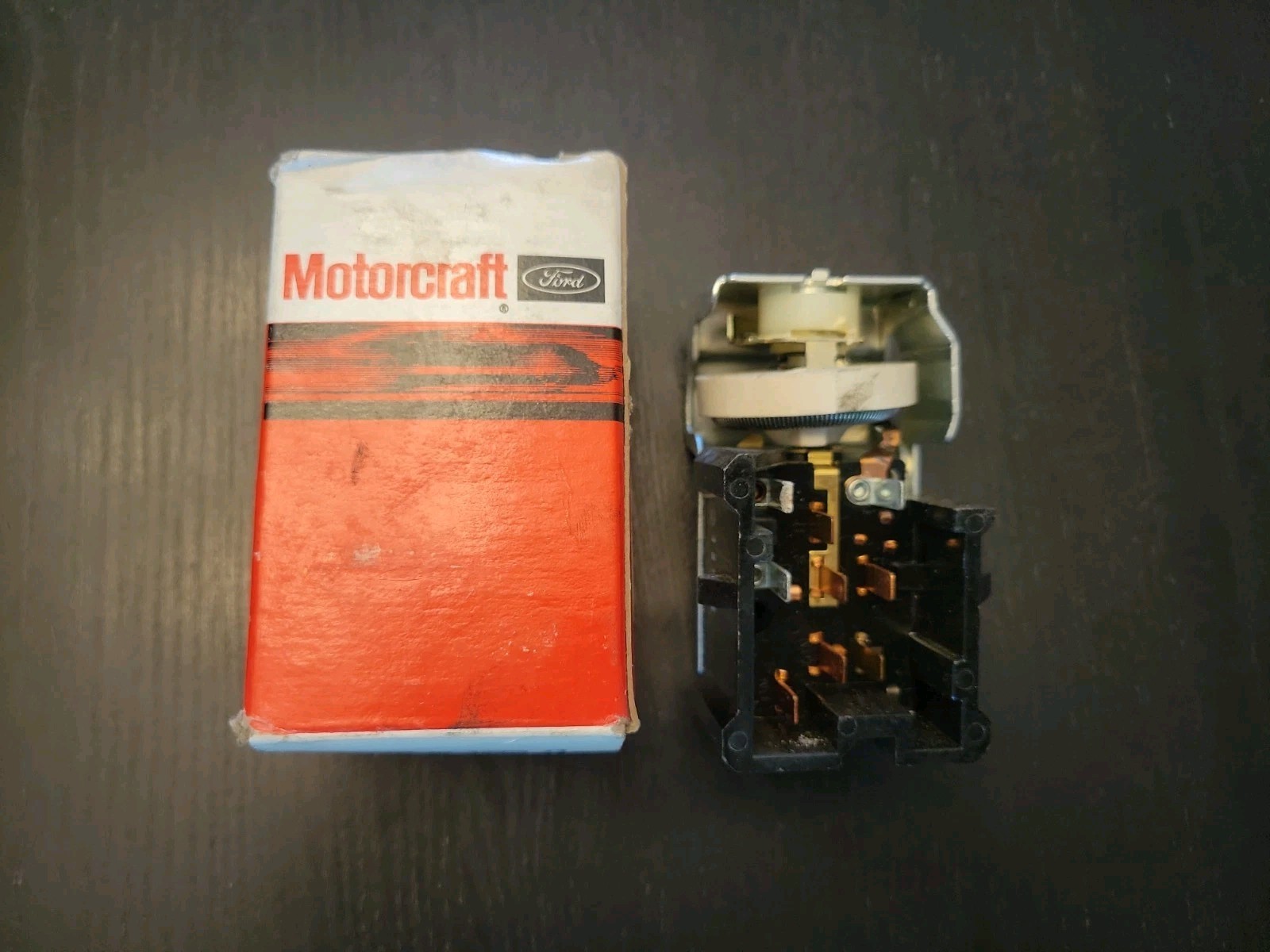 Genuine Ford FOUZ-11654-A Switch Assembly SW-2275 NOS Part