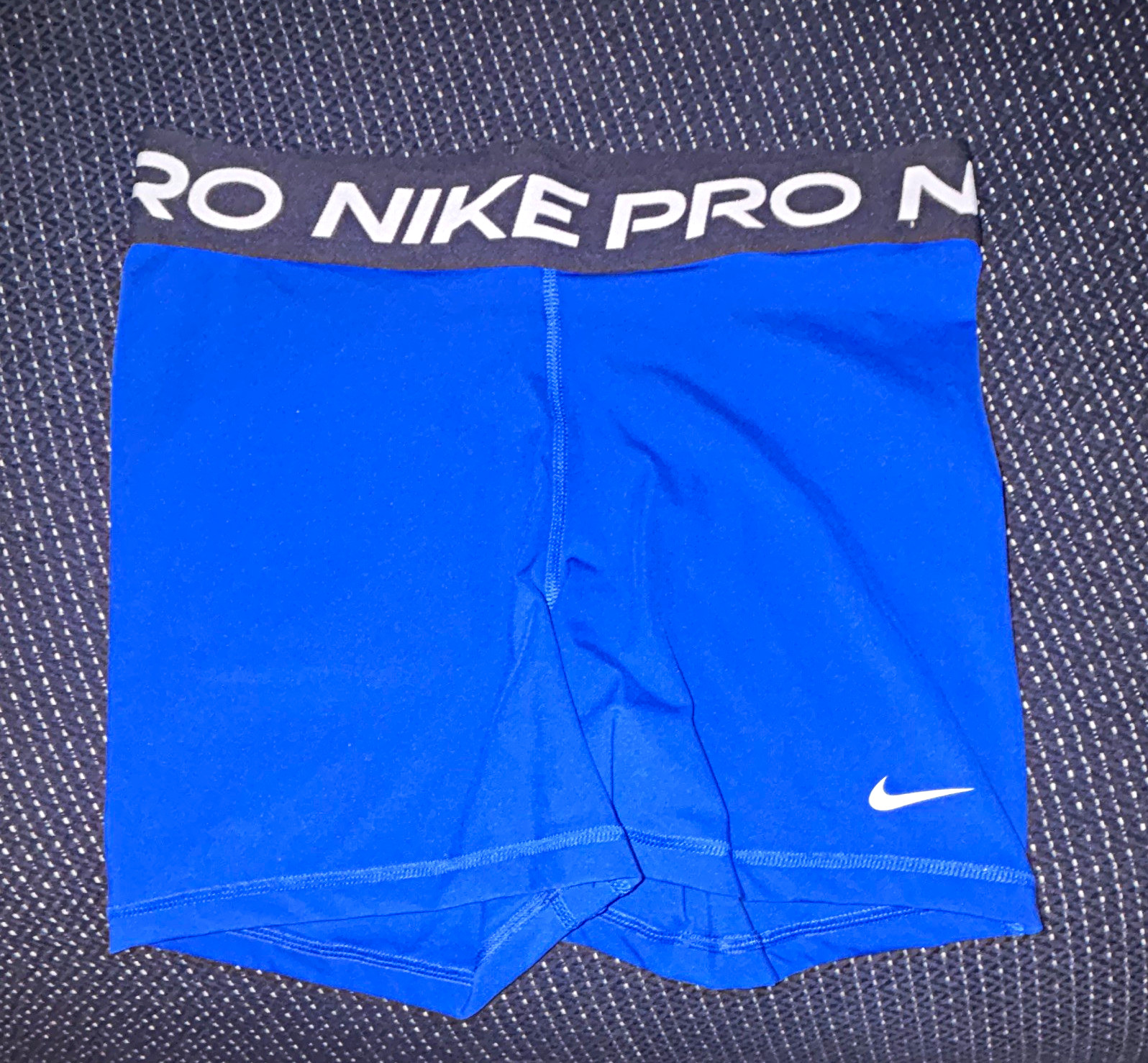 Nike Pro Dri-FIT Compression Shorts Blue/Black Stretch Moisture Wicking Women M Nike Pro Dri-FIT Compression Shorts Blue/Black Stretch Moisture Wicking Women M