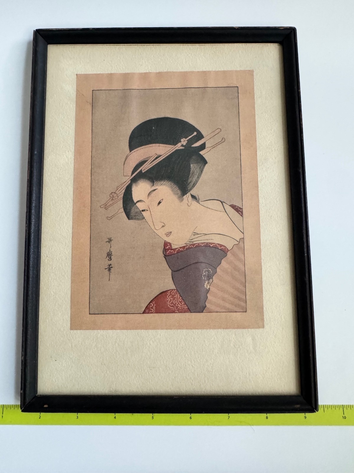 Vintage Japanese Ukiyo-e Style Framed Print of a Geisha Vintage Japanese Ukiyo-e Style Framed Print of a Geisha