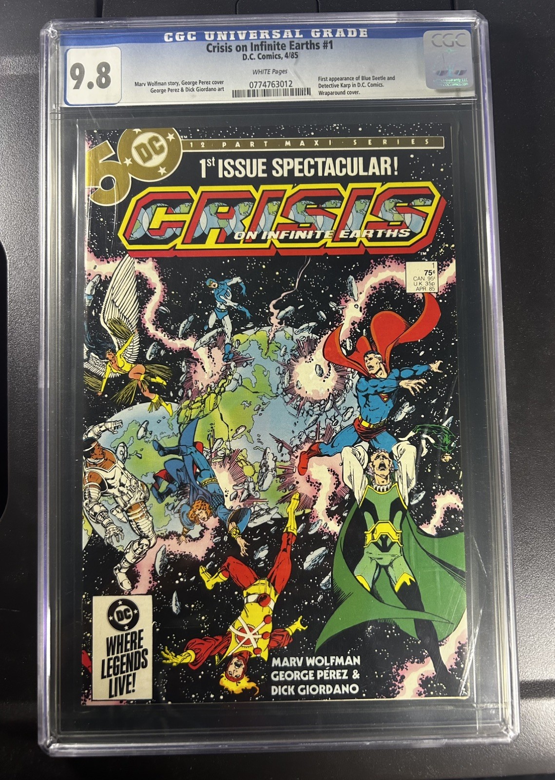 Crisis on Infinite Earths #1 CGC 9.8 (1985) First Appearanc Blue Beetle DC Comic Crisis on Infinite Earths #1 CGC 9.8 (1985) First Appearanc Blue Beetle DC Comic