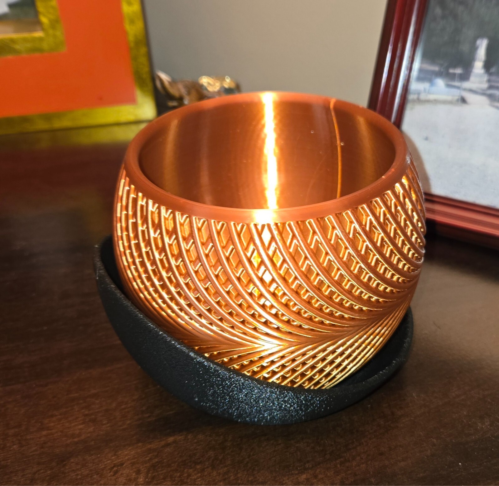 3D‑Printed Modern Planter Set – Medium Size – Red Copper/Black – Pot + Saucer