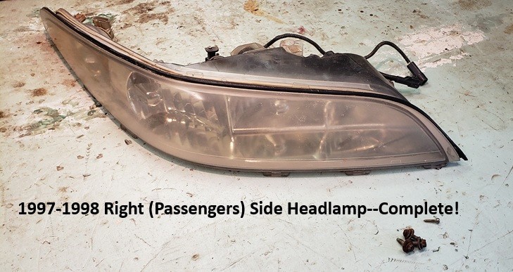 1997-1998 LINCOLN MARK VIII RIGHT(Passenger\'s)SIDE Headlamp/Headlight-COMPLETE 1997-1998 LINCOLN MARK VIII RIGHT(Passenger\'s)SIDE Headlamp/Headlight-COMPLETE
