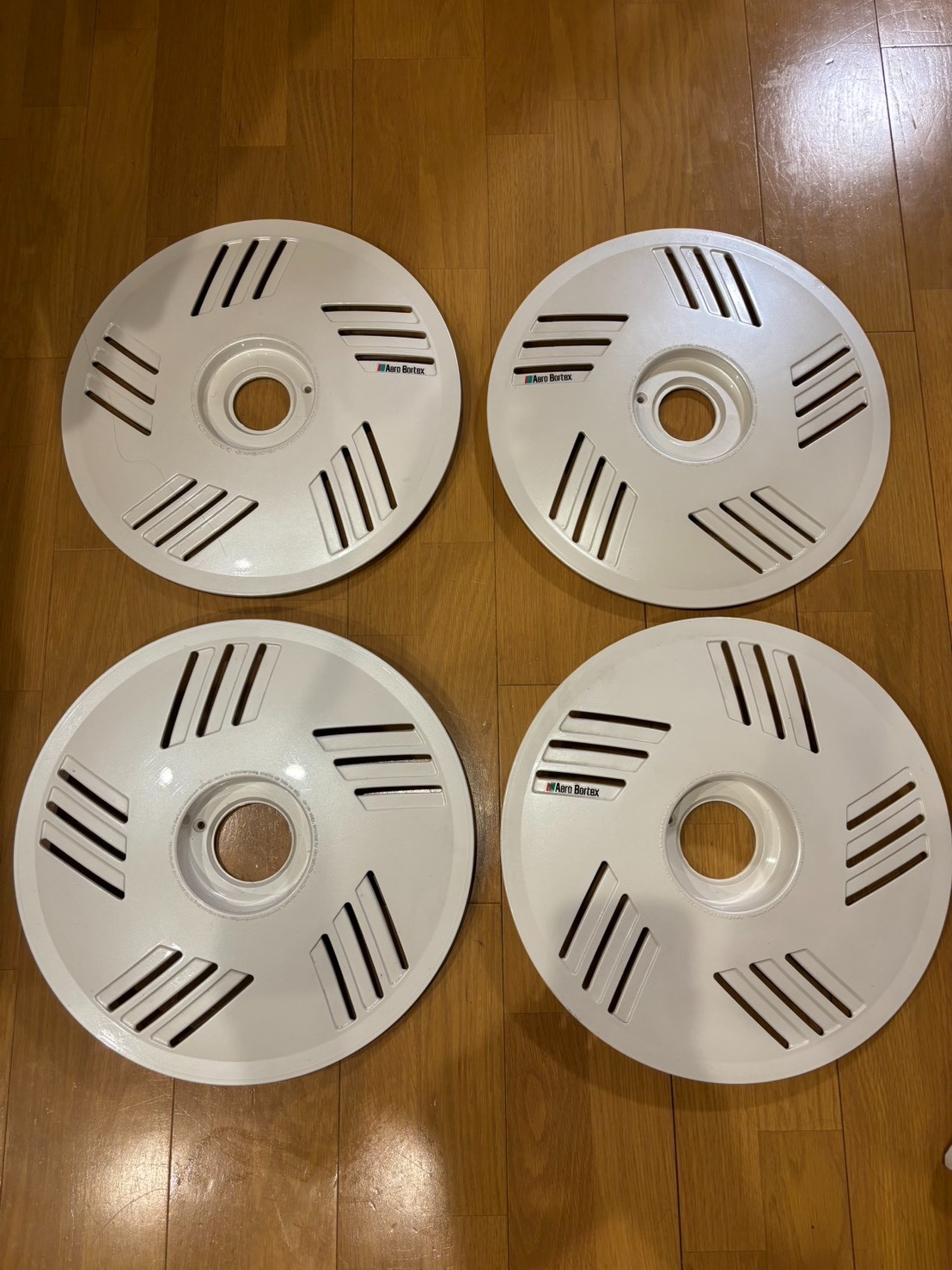 Rare Vintage ENKEI M5F Aero Bortex Covers 15 Inch Set of 4 (Staggered Depth) Rare Vintage ENKEI M5F Aero Bortex Covers 15 Inch Set of 4 (Staggered Depth)