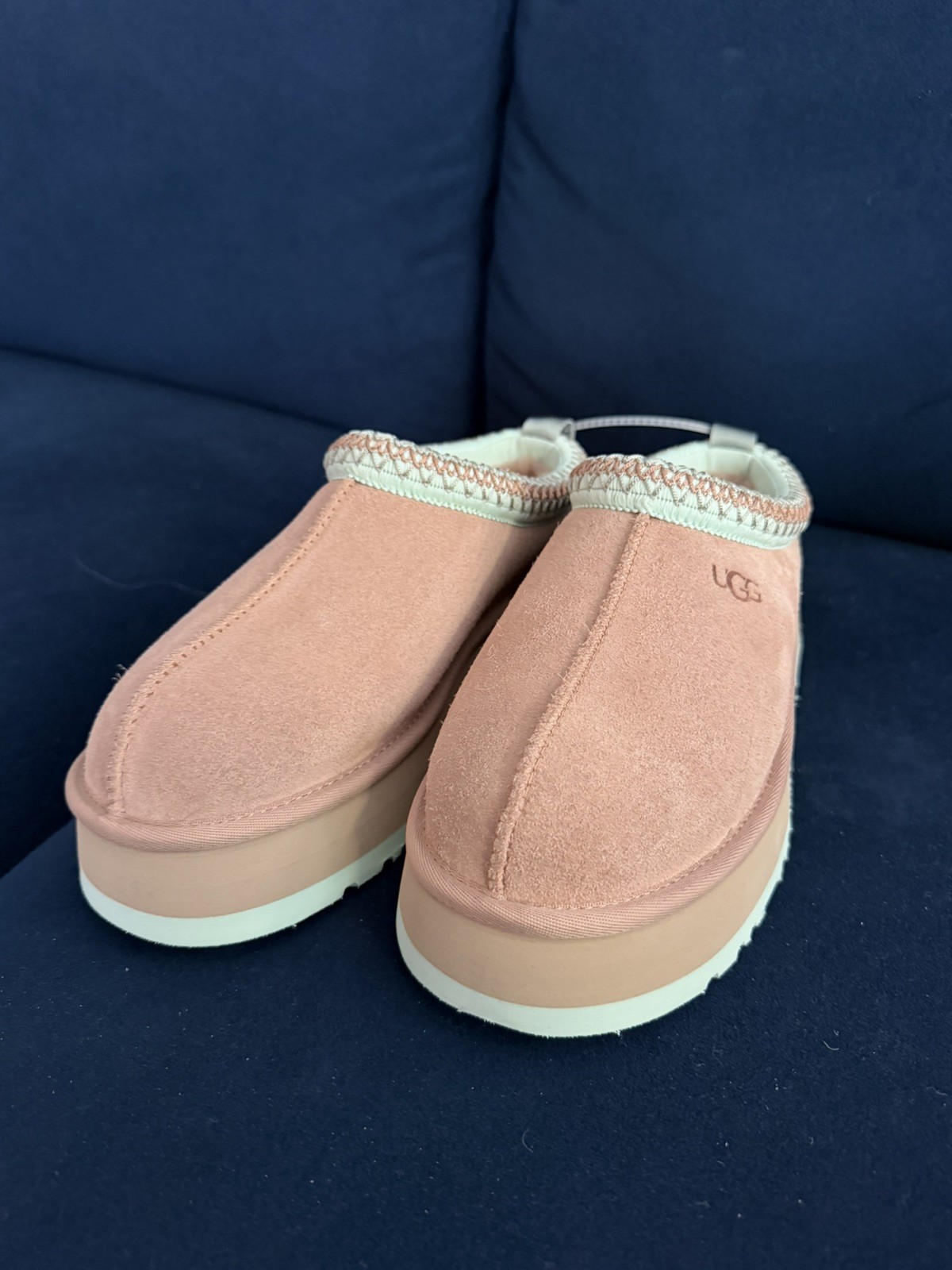 UGG Tazz II Sand Mint Green Platform Slipper Womens US size 9 UGG Tazz II Sand Mint Green Platform Slipper Womens US size 9