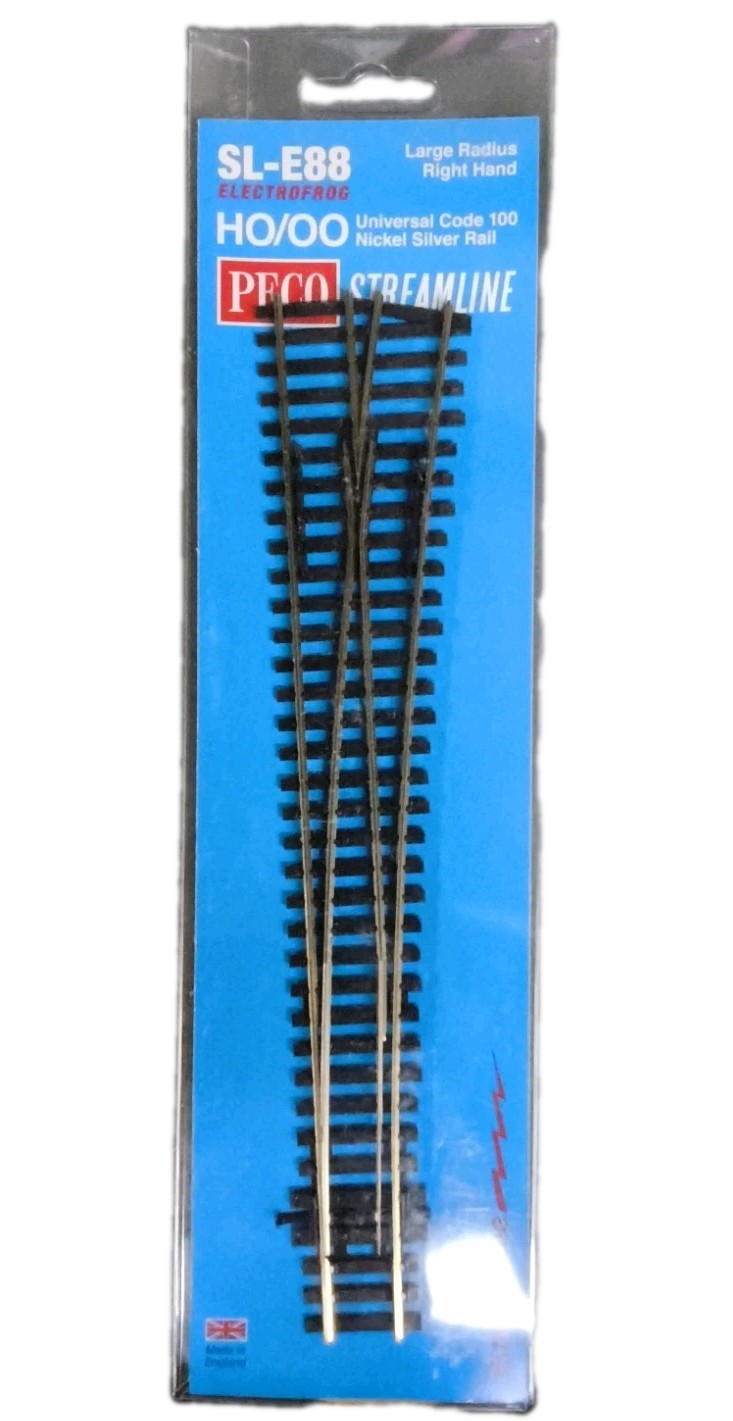 PECO Streamline SL-E88 Electrofrog Large Radius Left-Hand Code 100 HO/OO