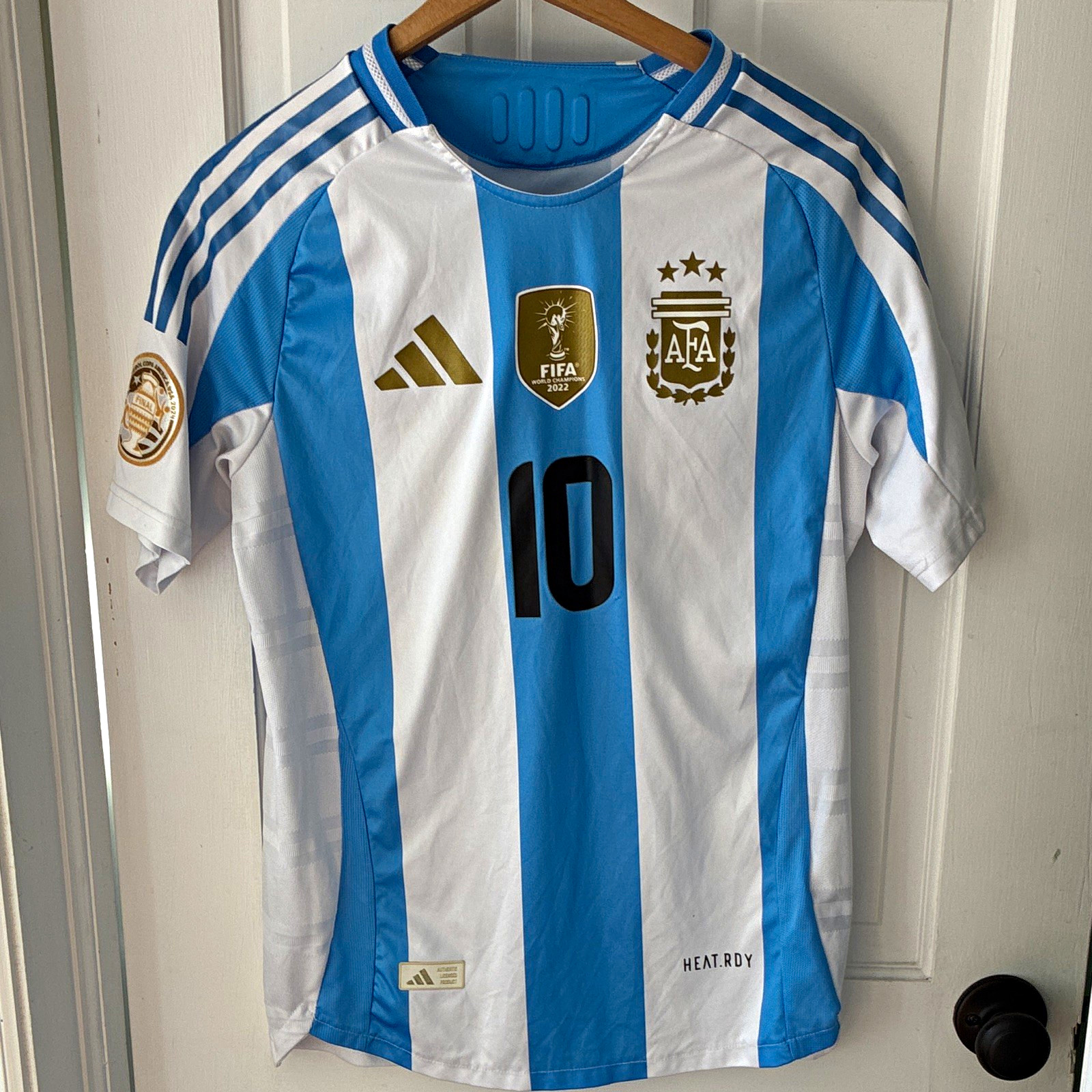 adidas Argentina Lionel Messi #10 Men’s Soccer Jersey Size M White Blue adidas Argentina Lionel Messi #10 Men’s Soccer Jersey Size M White Blue