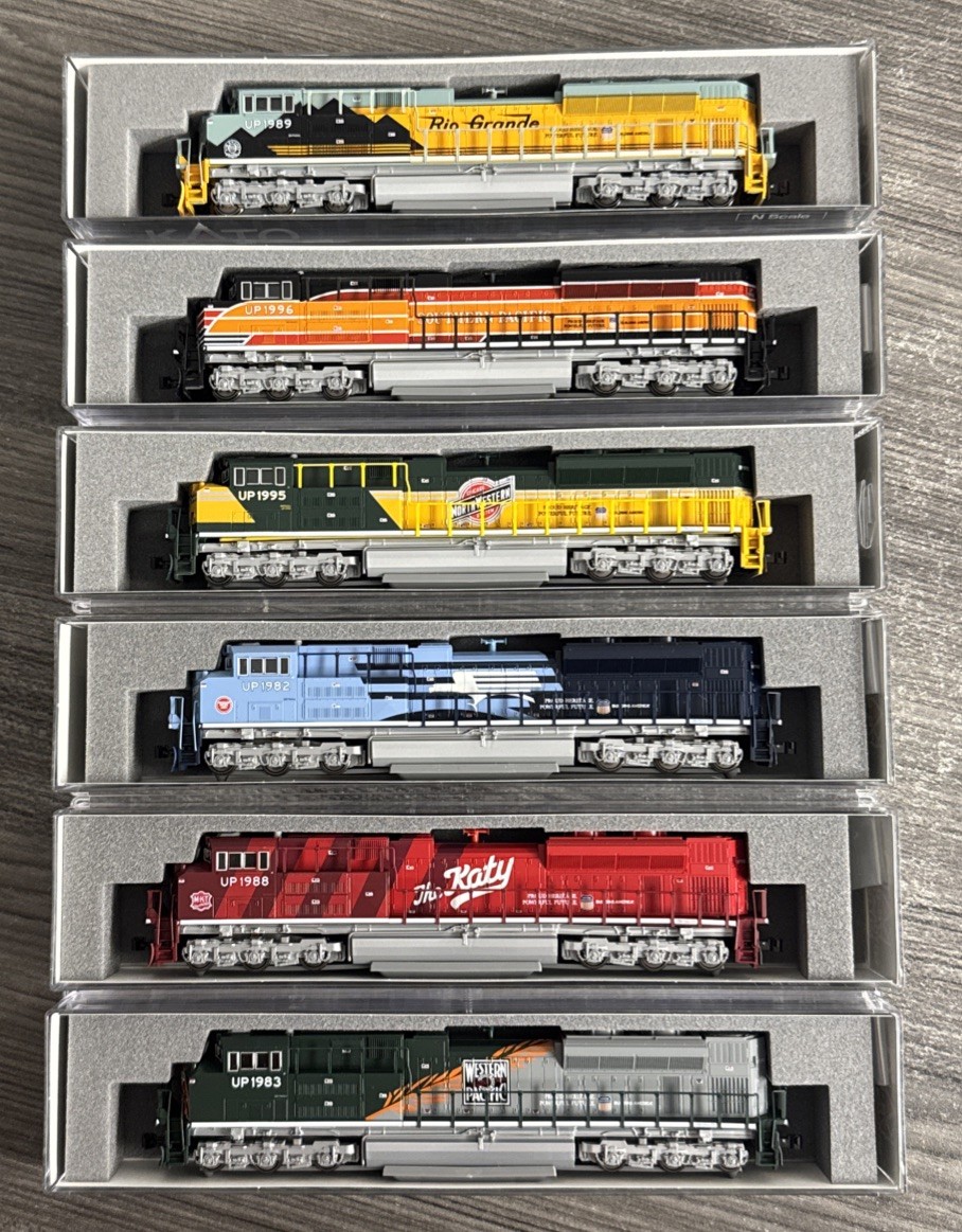 KATO N Scale Union Pacific SD70ACe Heritage Diesel Locomotives - Set of 6 & NIB