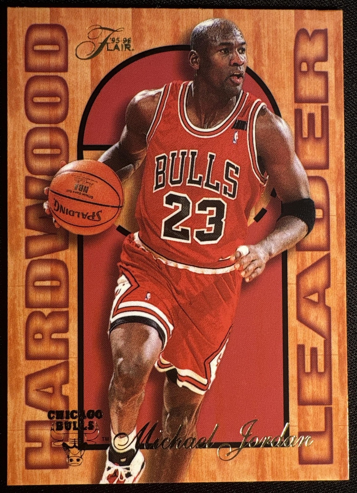 1995-96 Fleer Michael Jordan #4 Flair Hardwood Leader Bulls 1995-96 Fleer Michael Jordan #4 Flair Hardwood Leader Bulls