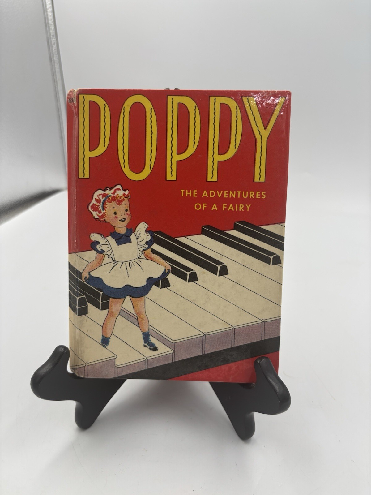 Vintage 1948 Poppy The Adventures of a Fairy Anne Perez-Guerra Hardcover Book
