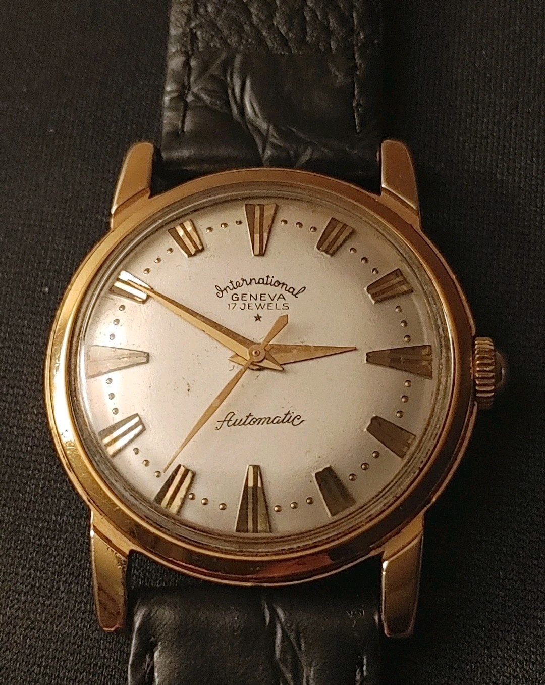 International Geneve Automatic Gold Plated Watch With AS Schilds Movement International Geneve Automatic Gold Plated Watch With AS Schilds Movement