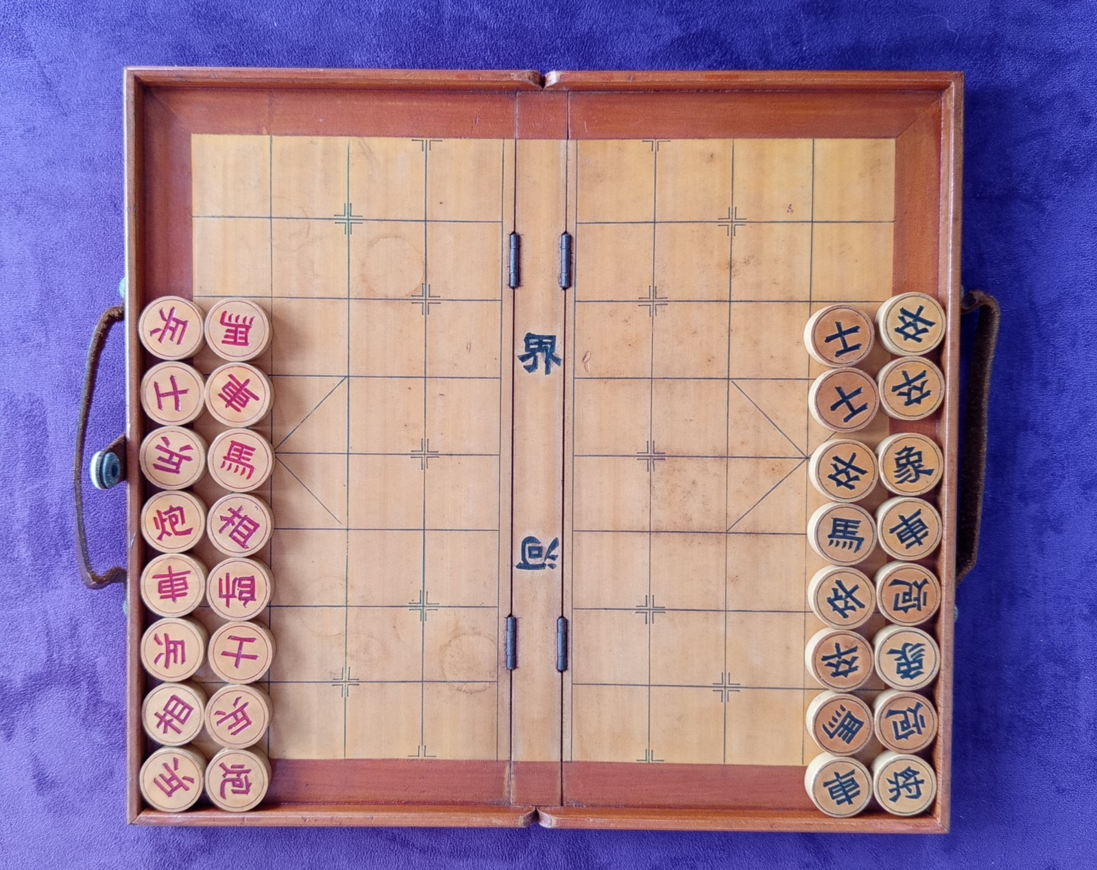 Rare Antique Style Chinese Chess Board Game Folding Suitcase Xiangqi Lot Rare Antique Style Chinese Chess Board Game Folding Suitcase Xiangqi Lot