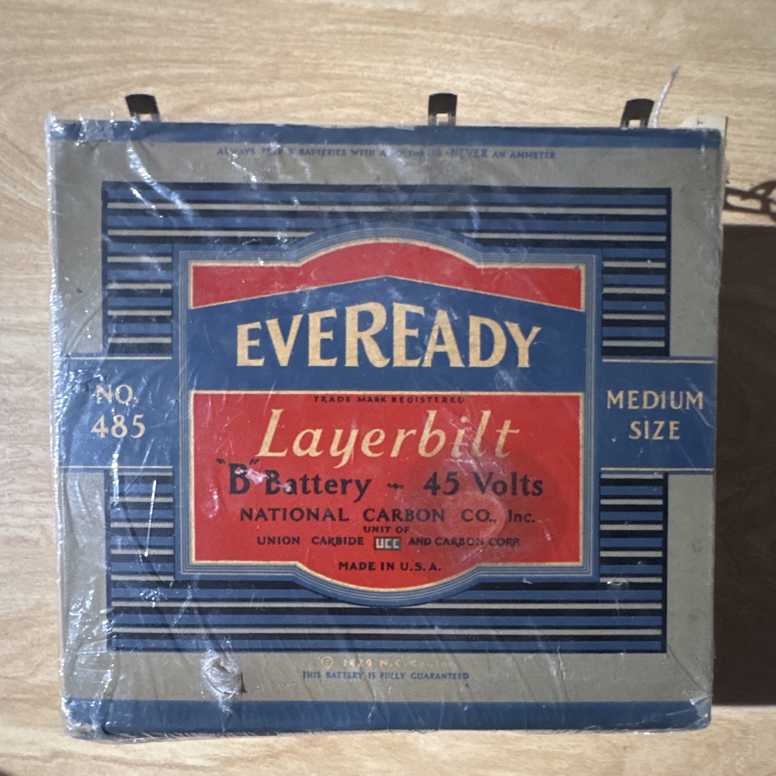 Eveready Layerbilt 1929 Type B 45V Carbon Radio Battery No. 485 (Boxed) Eveready Layerbilt 1929 Type B 45V Carbon Radio Battery No. 485 (Boxed)
