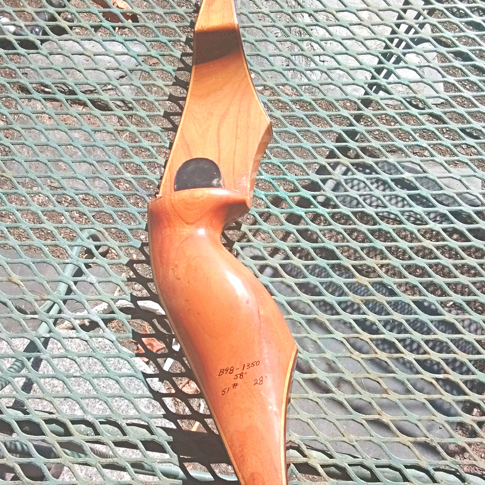 Vintage Colt\'s Woods Master Recurve Bow 58in 51 lb @ 28in Draw Right Hand Brown Vintage Colt\'s Woods Master Recurve Bow 58in 51 lb @ 28in Draw Right Hand Brown