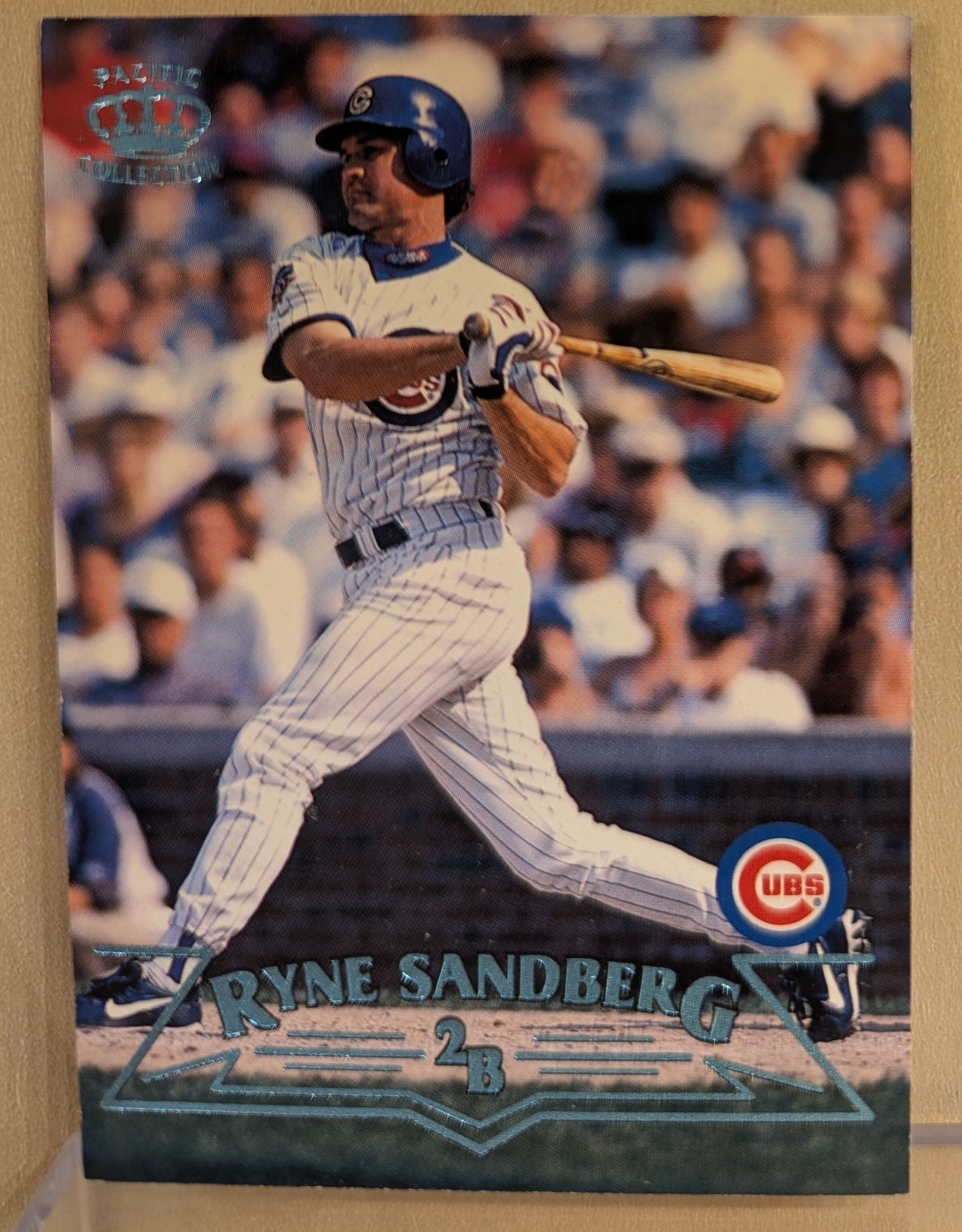 1998 Pacific Crown PLATINUM BLUE #256 Ryne Sandberg Cubs IMPOSSIBLE PARALLEL /67 1998 Pacific Crown PLATINUM BLUE #256 Ryne Sandberg Cubs IMPOSSIBLE PARALLEL /67