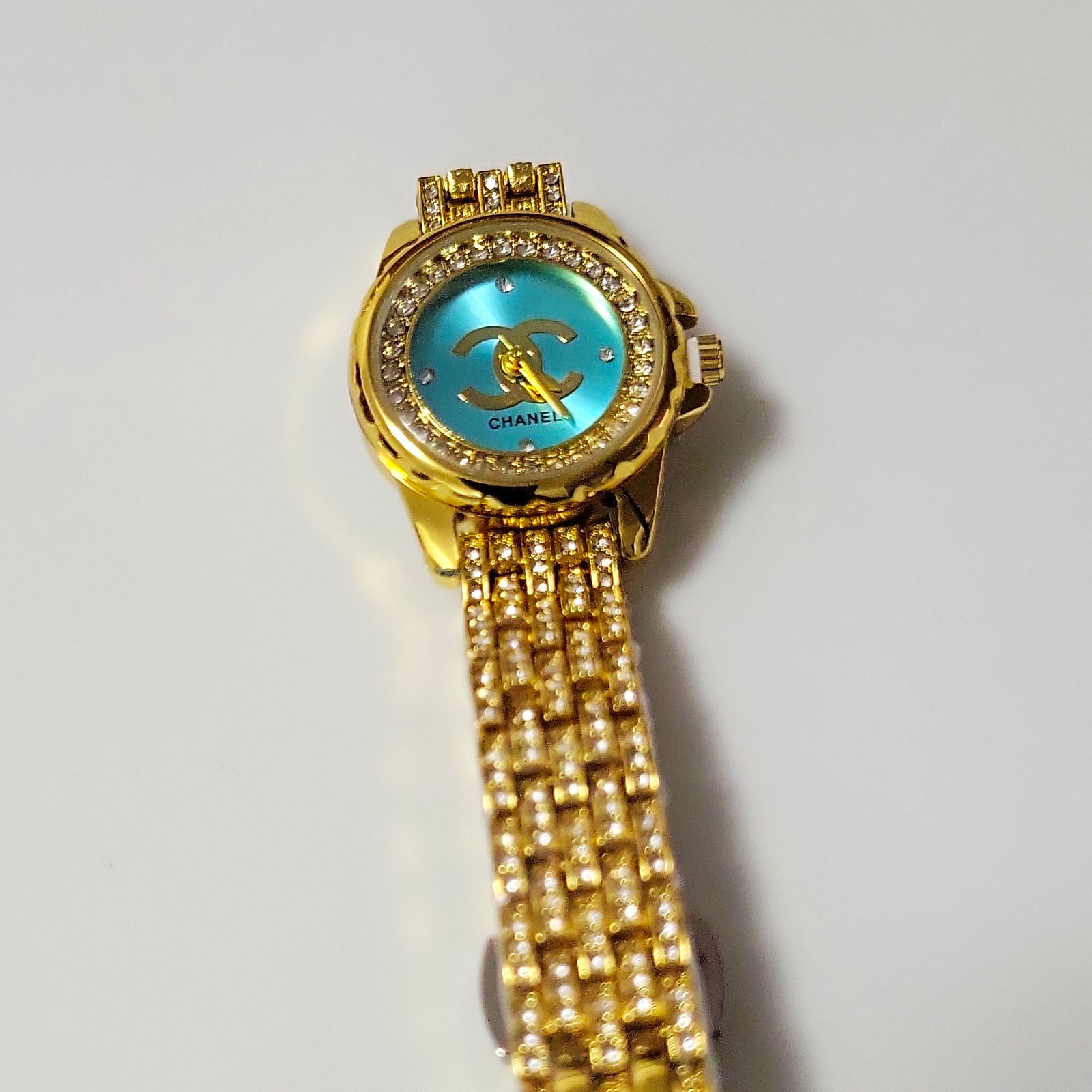 CHANEL Women\'s Quartz Analog Blue Dial Gold-Tone Bracelet Watch Gem-Set WR CHANEL Women\'s Quartz Analog Blue Dial Gold-Tone Bracelet Watch Gem-Set WR